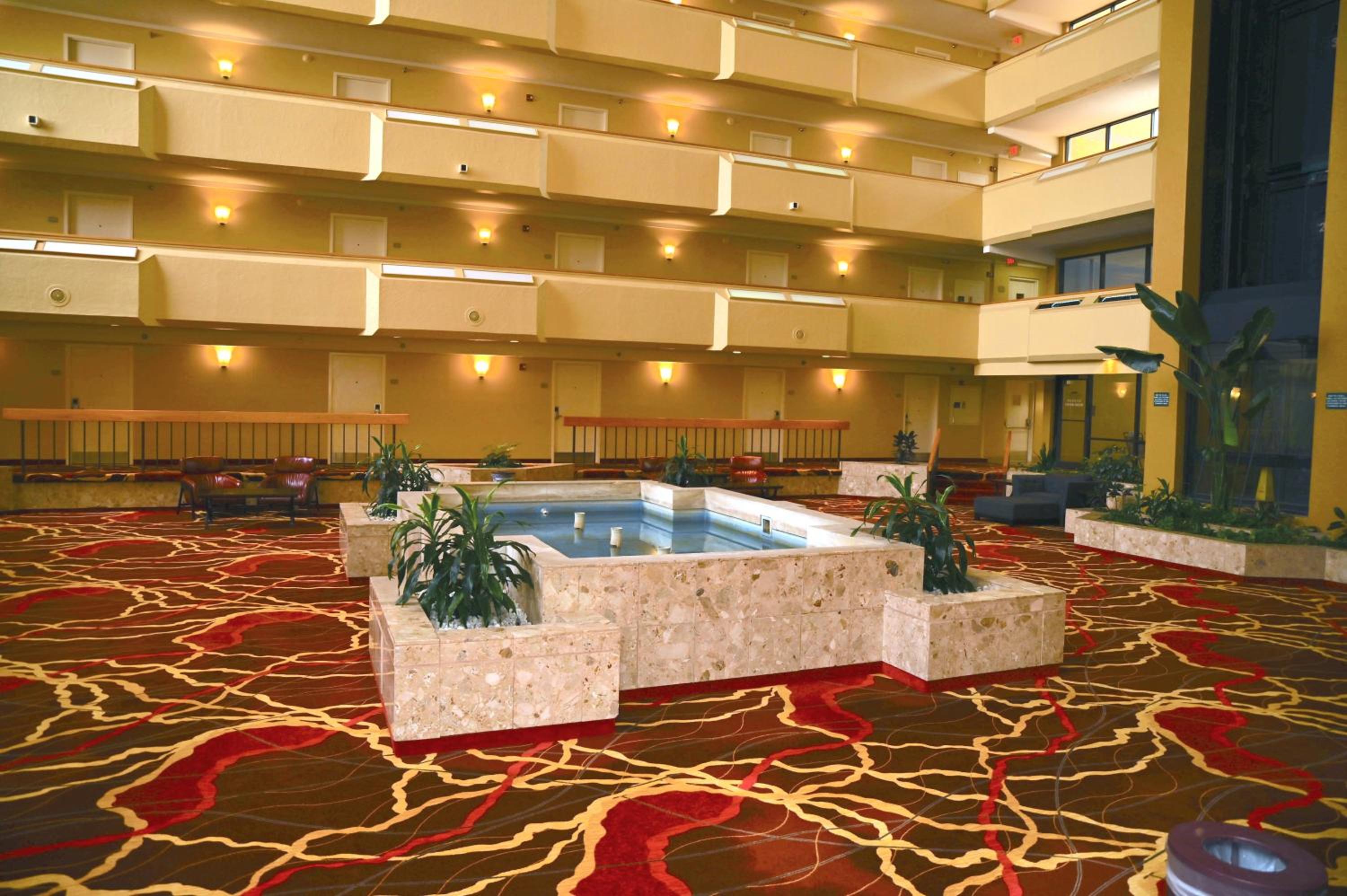 MCM Elegante Hotel & Suites Lubbock view 3
