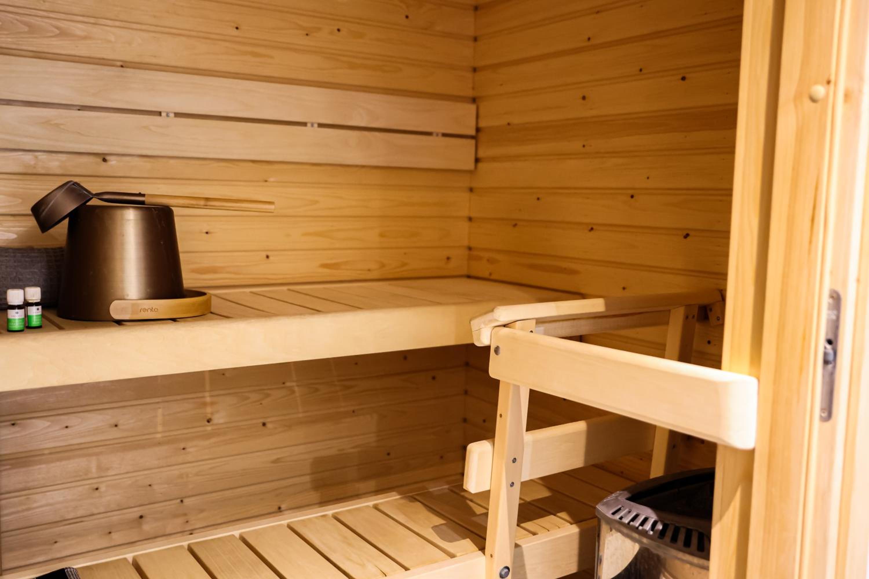 Aurora City Apartment with Sauna by BookLapland
