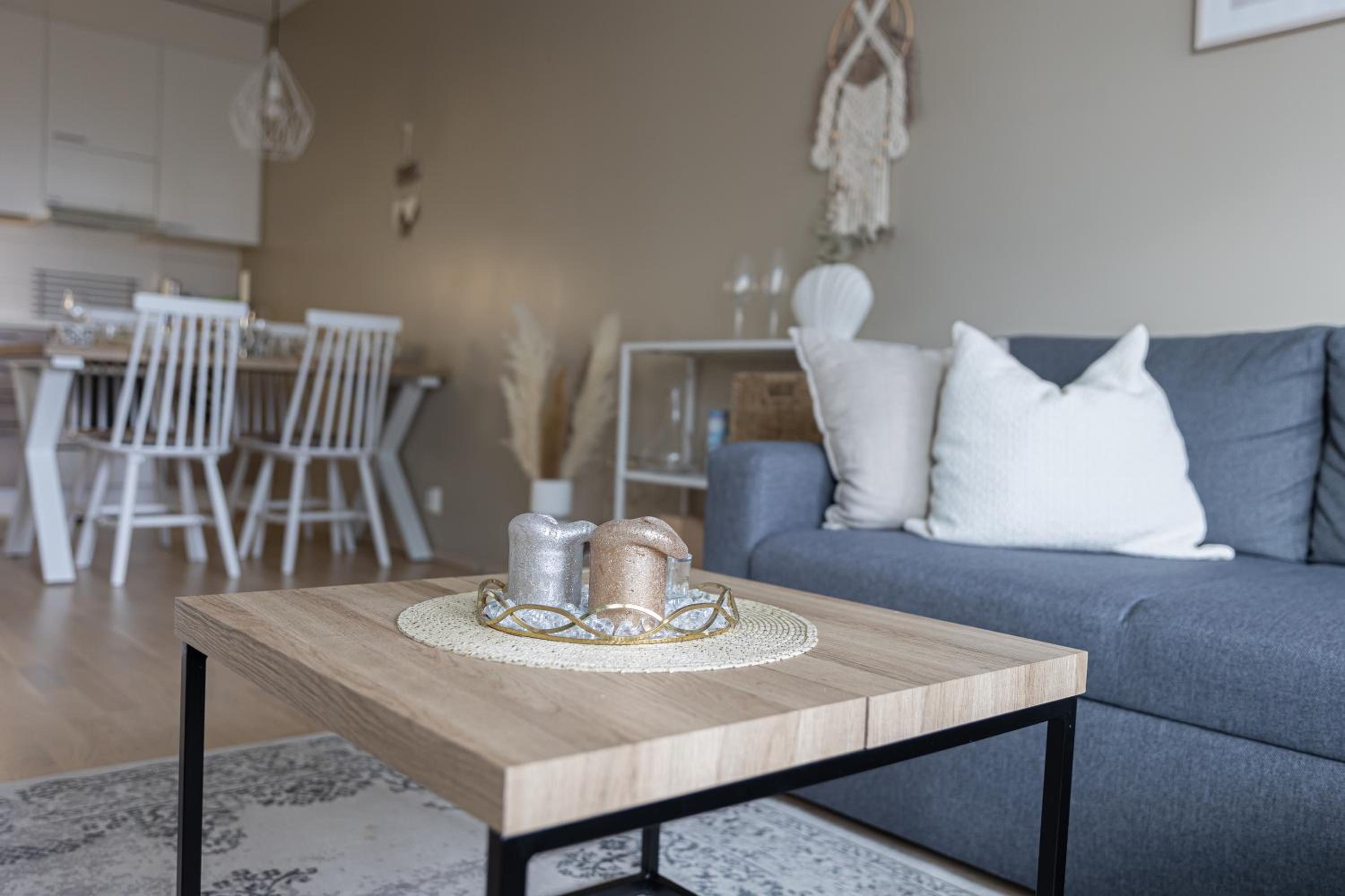 Aurora City Apartment with Sauna by BookLapland