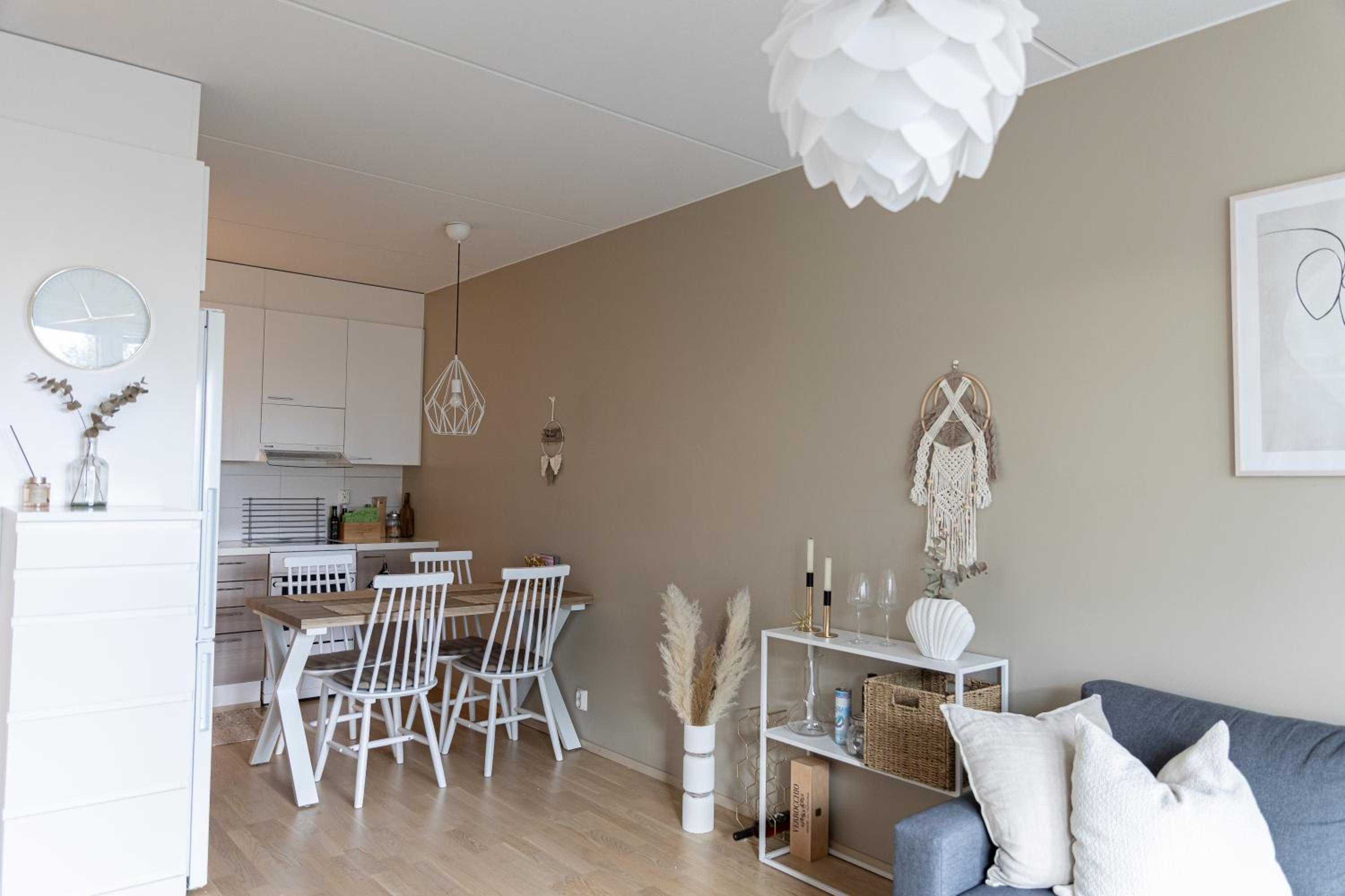 Aurora City Apartment with Sauna by BookLapland