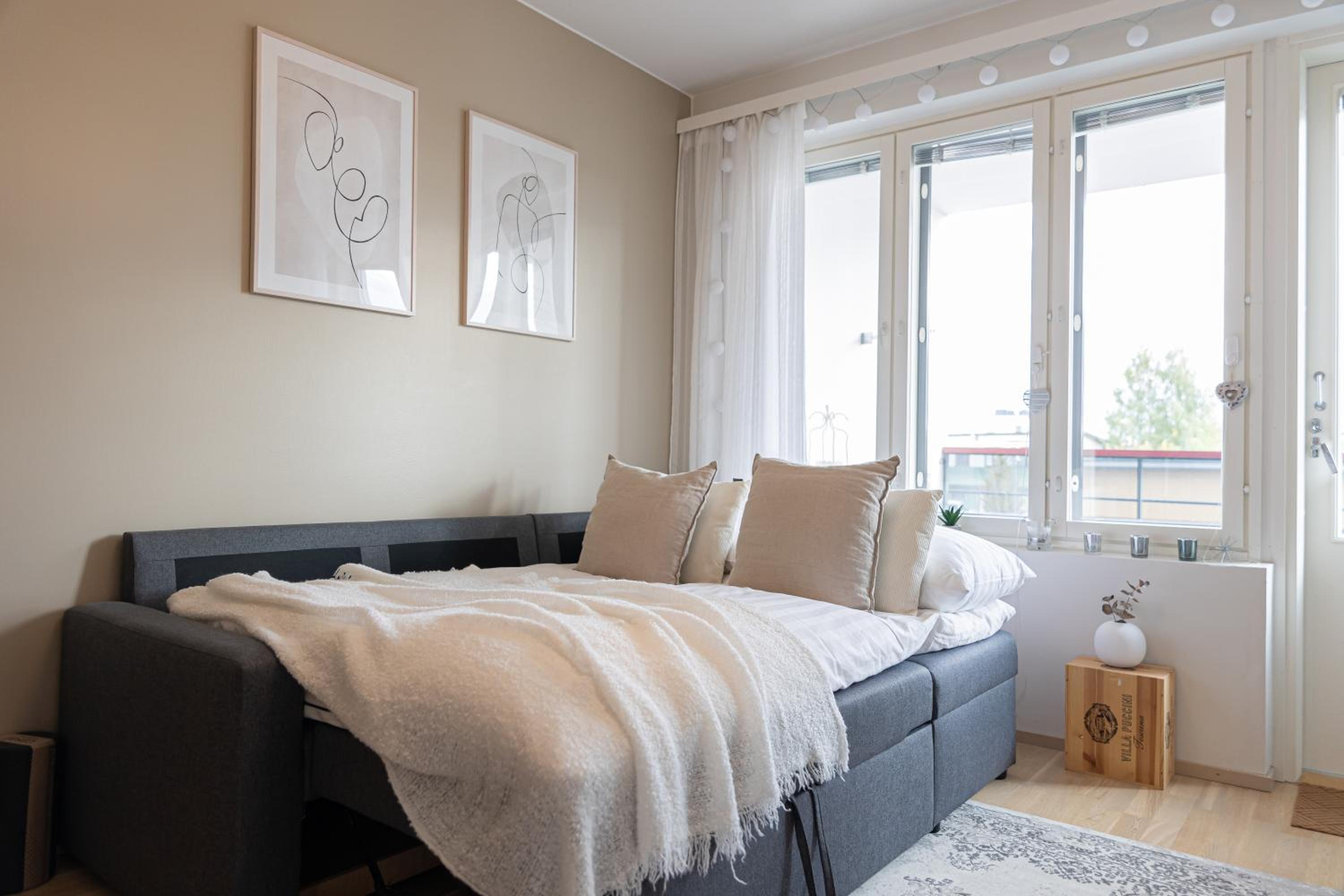 Aurora City Apartment with Sauna by BookLapland
