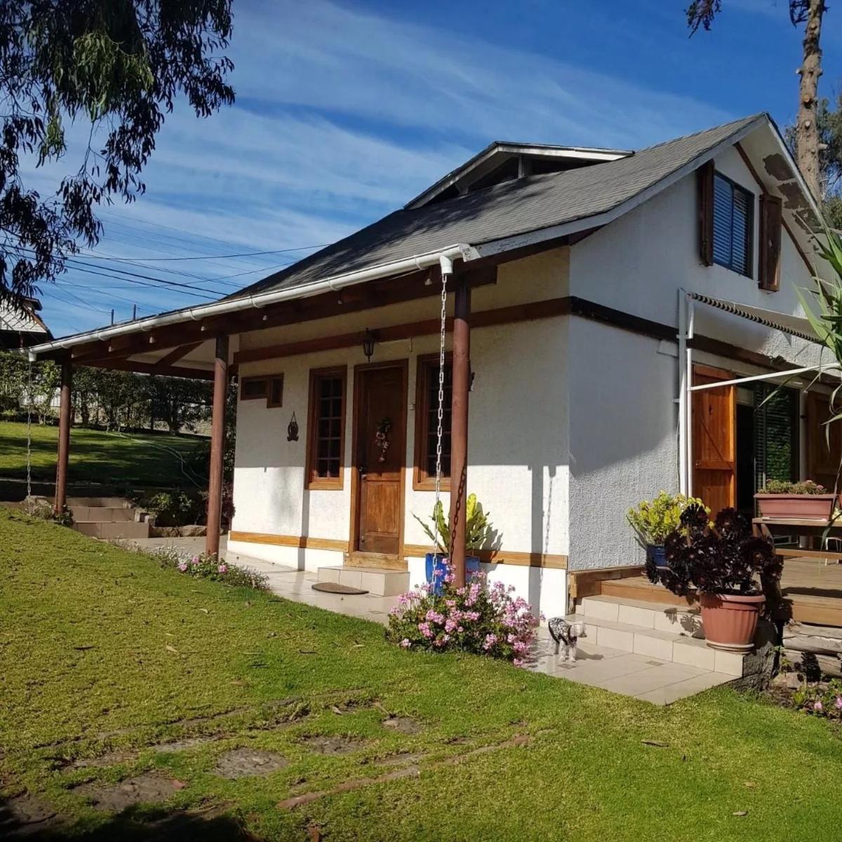 Acogedora Casa Con Excelente Ubicación