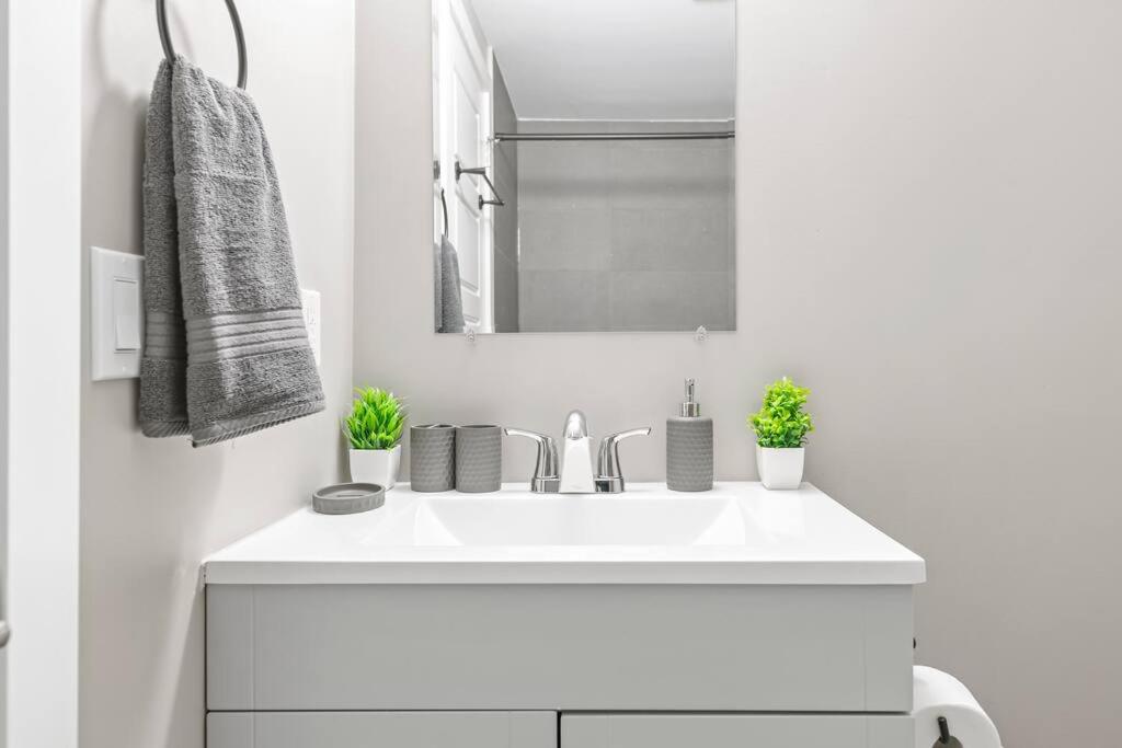 Modern Studio Unit - Close to DT
