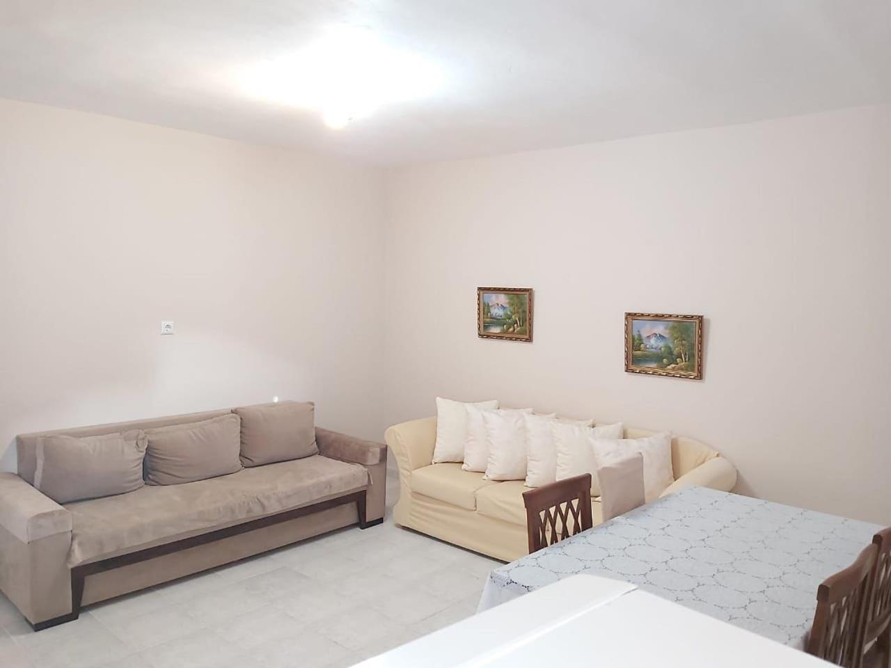 Maria's Apartment