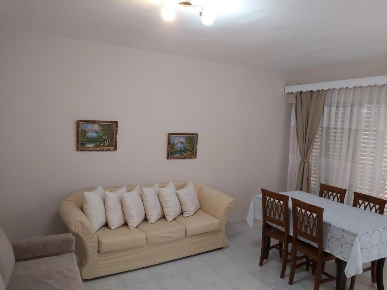 Maria's Apartment
