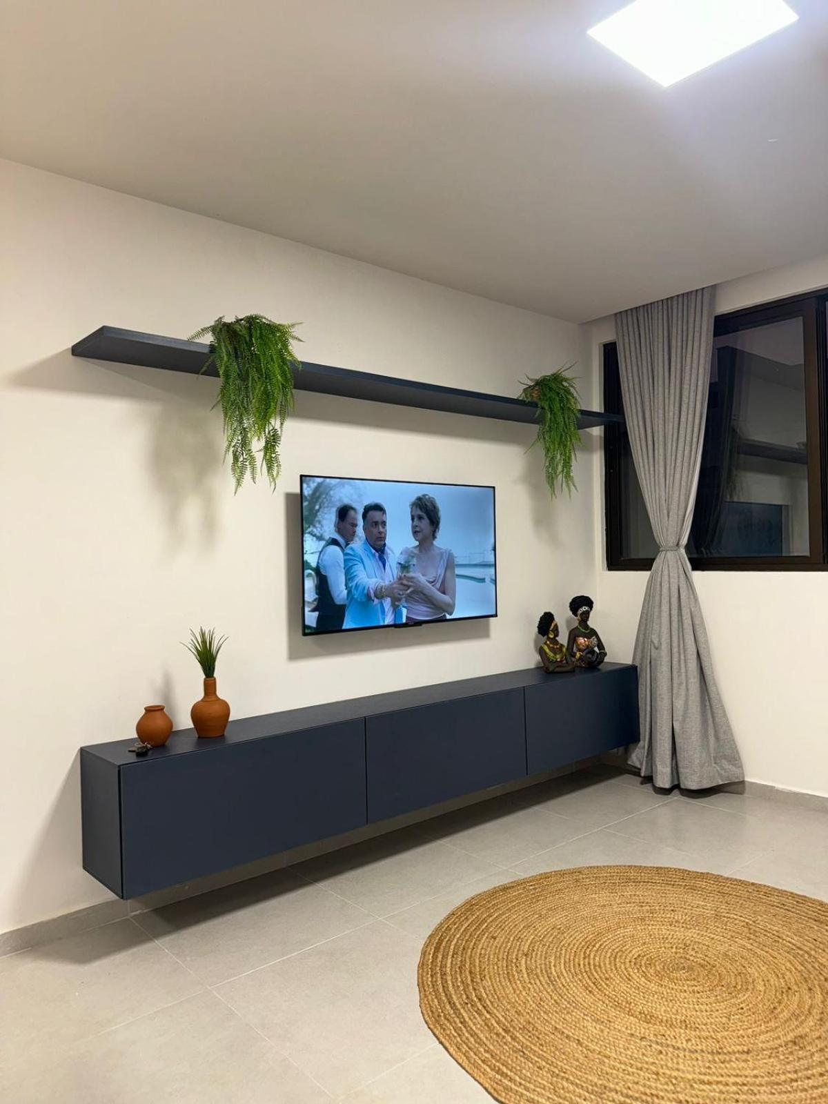 Villa Manah toque