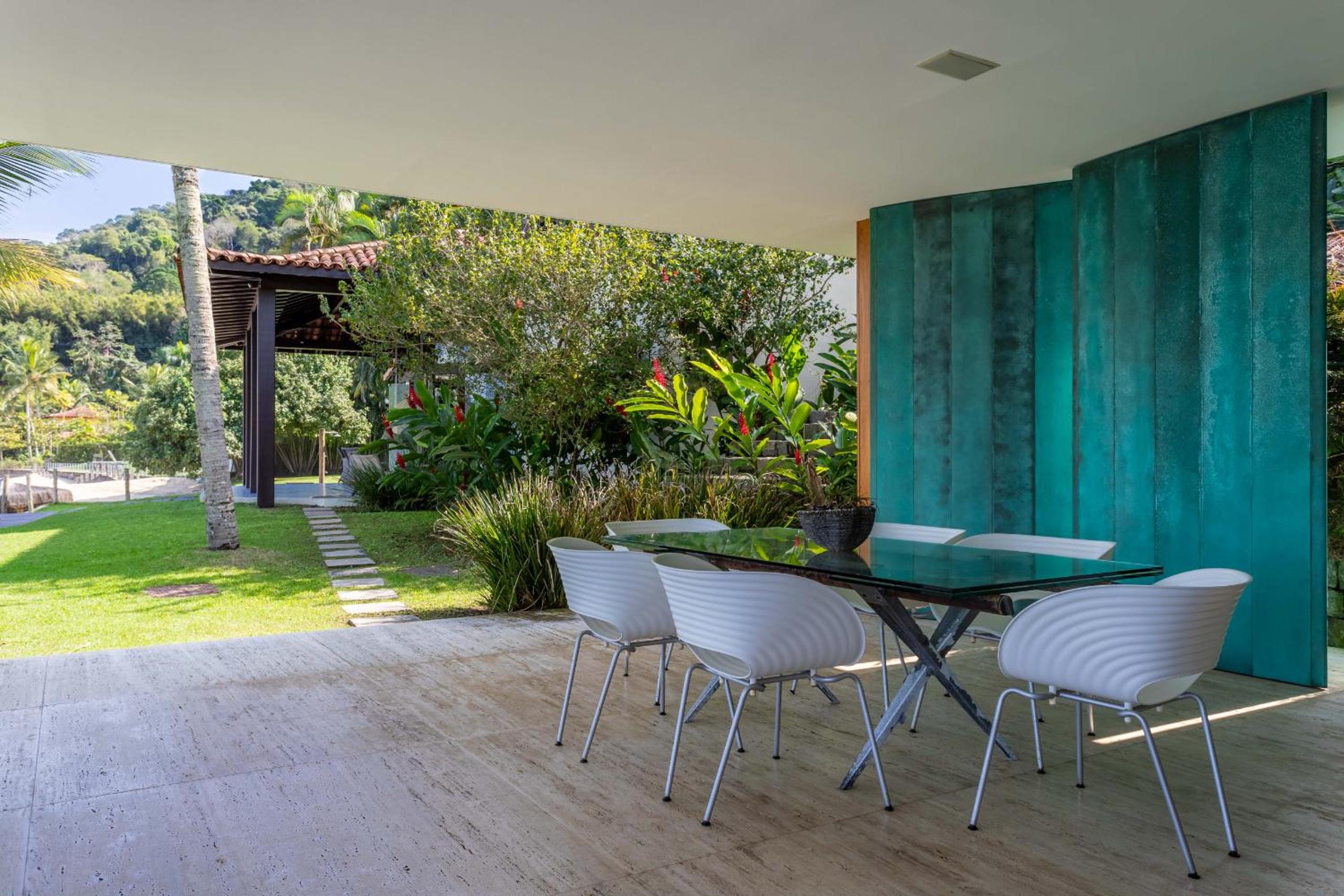 Casa com praia particular em Mangaratiba - Mangaratiba