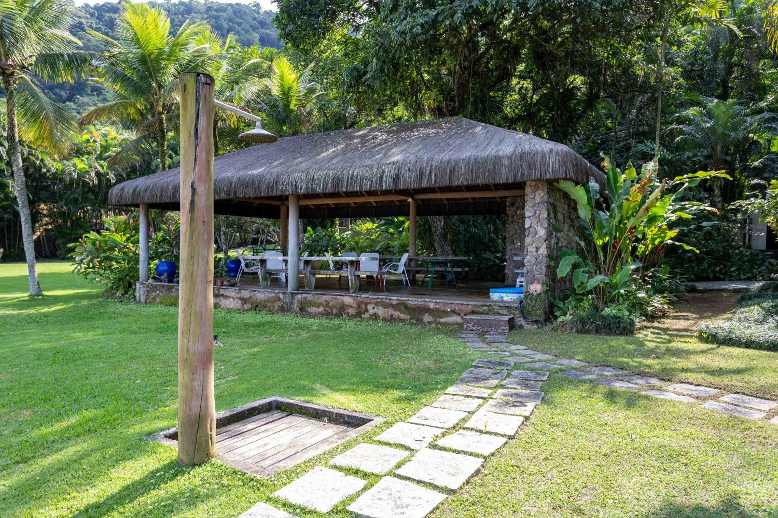 Casa com praia particular em Mangaratiba - Mangaratiba