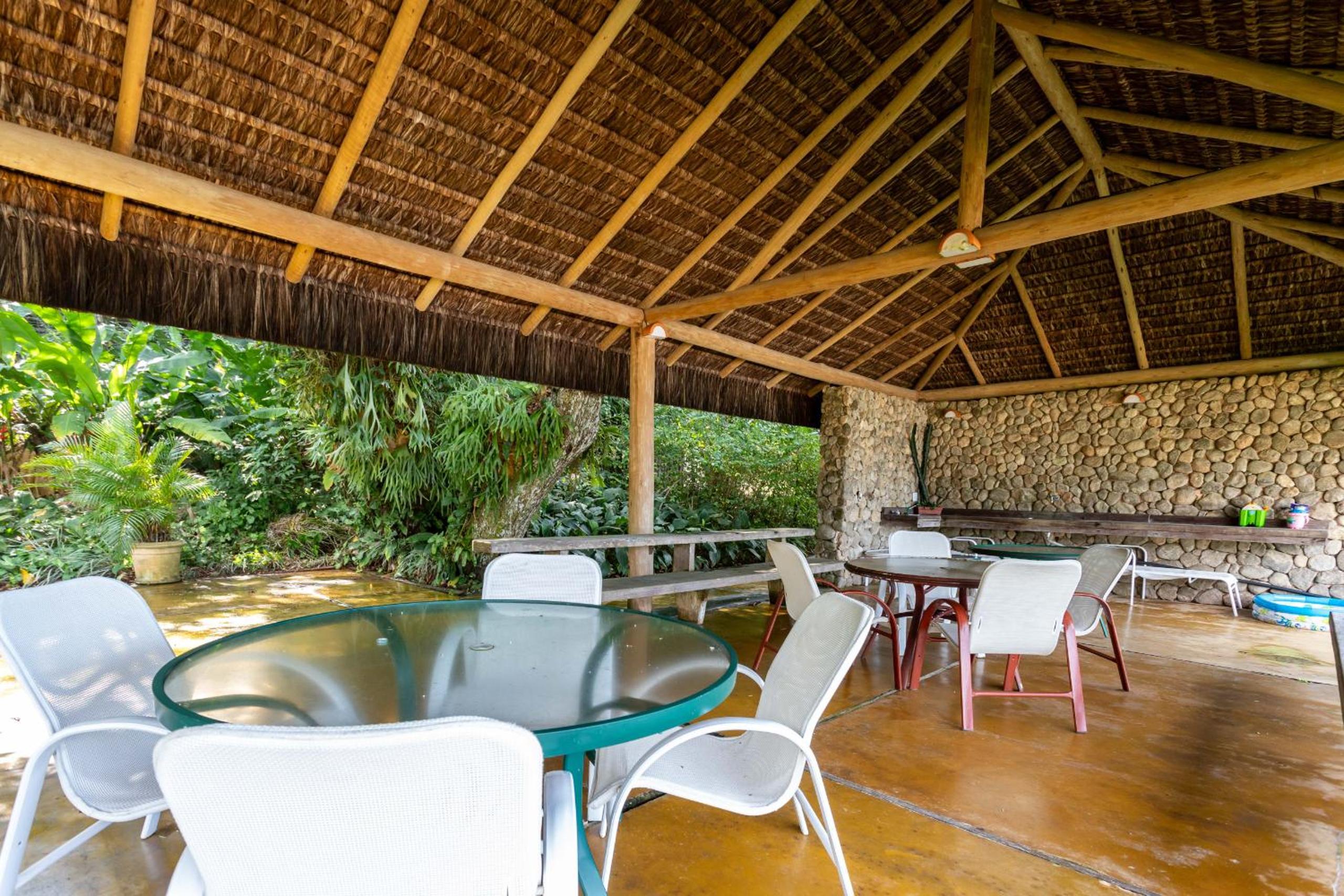 Casa com praia particular em Mangaratiba - Mangaratiba