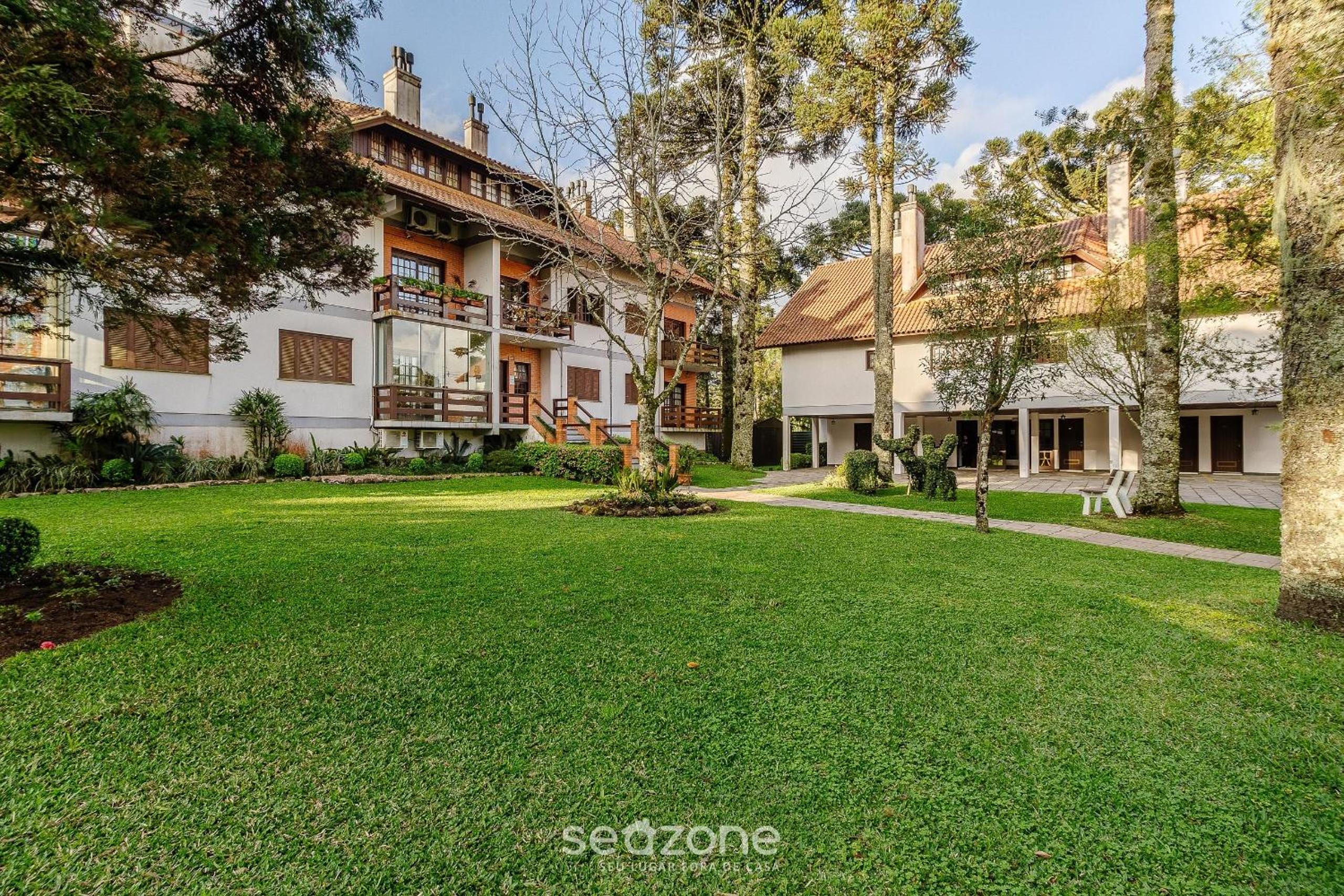 Apt duplex with fireplace in Gramado RLN204