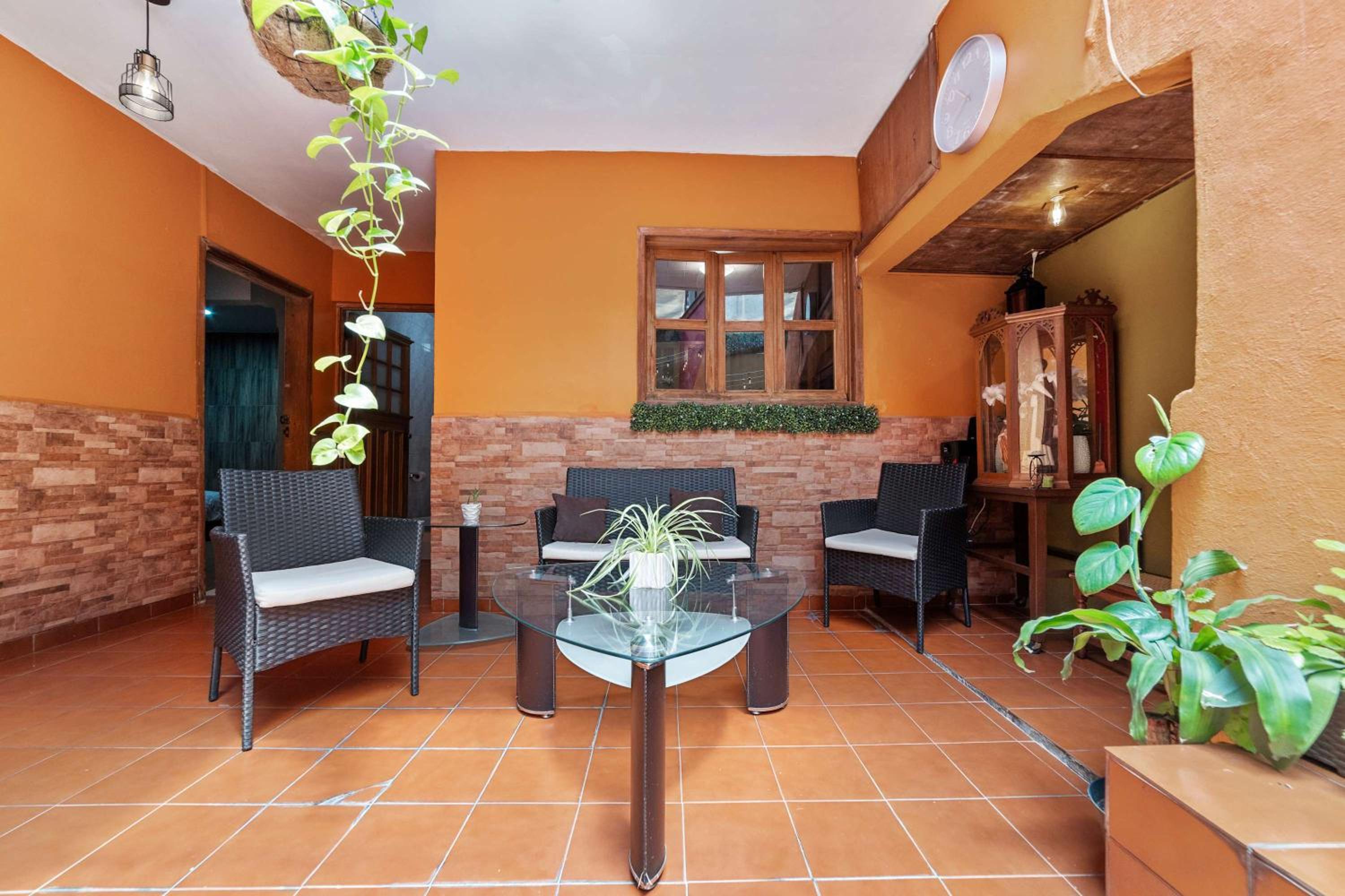 lounge