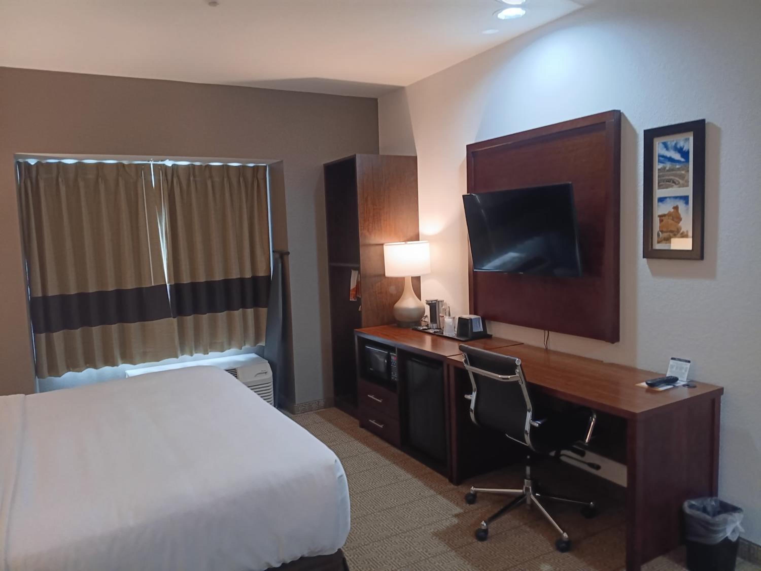Comfort Inn & Suites Aztec - Farmington Area