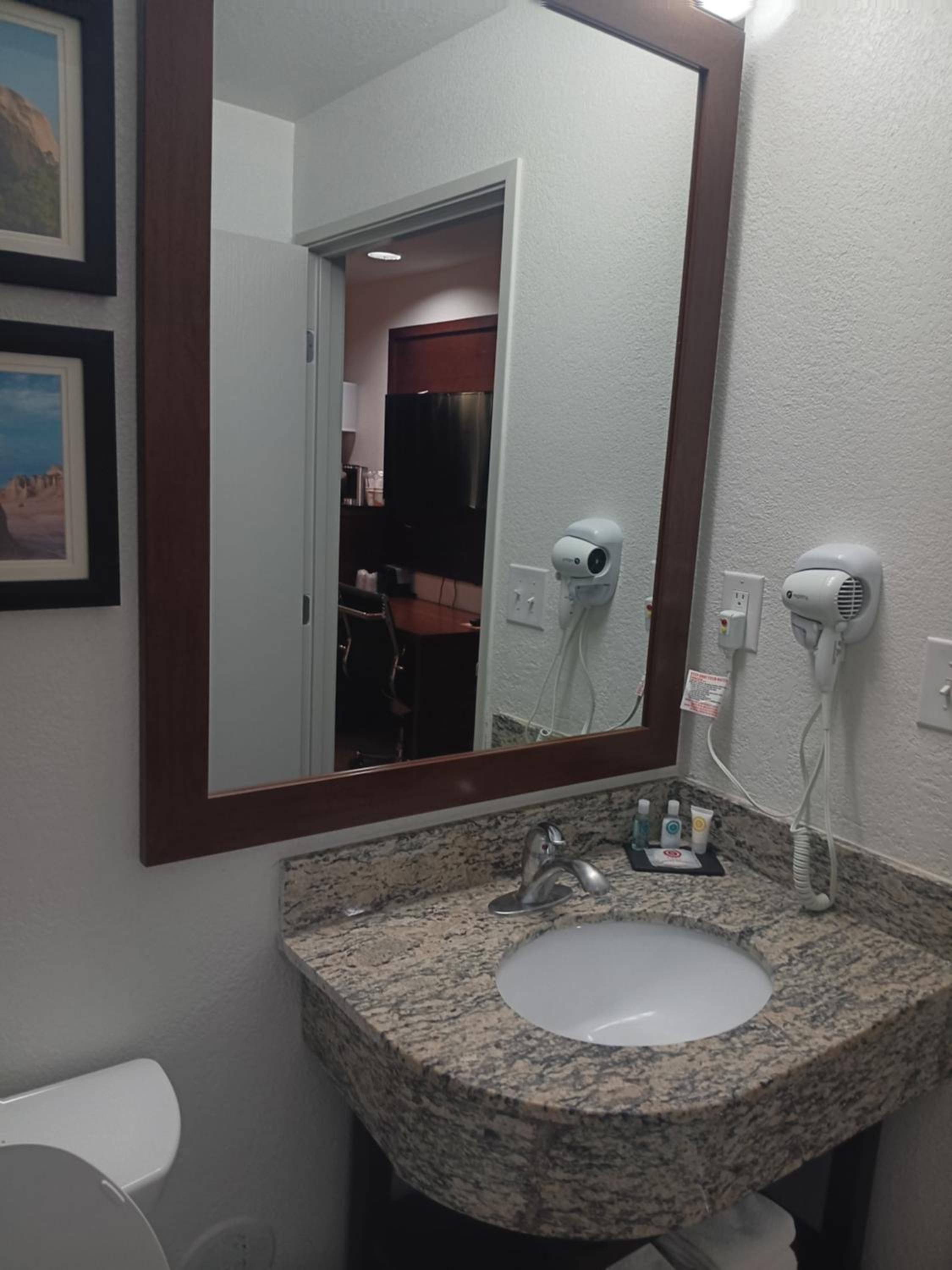 Comfort Inn & Suites Aztec - Farmington Area