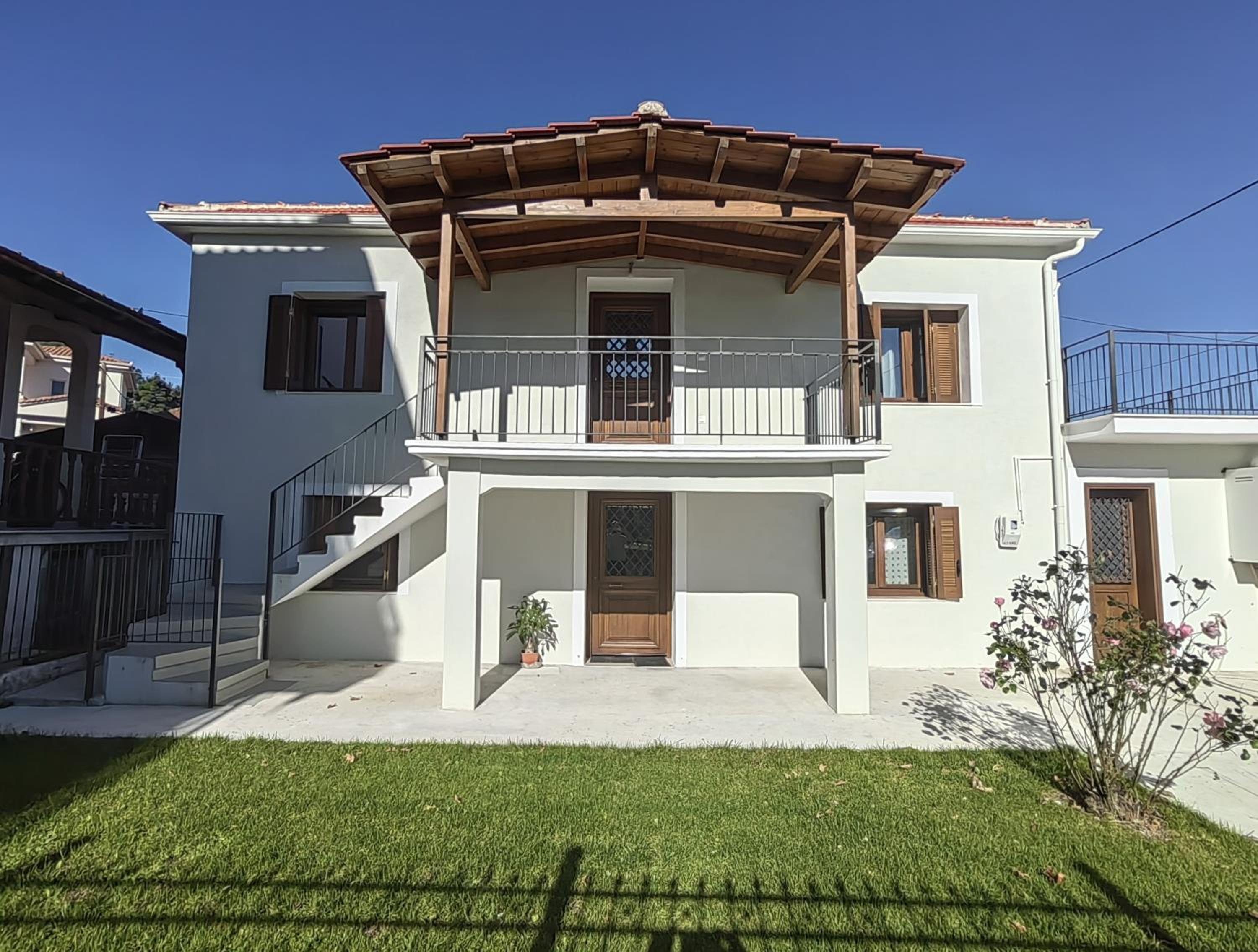 House with garden in Paleomonastiro Trikalon view 3