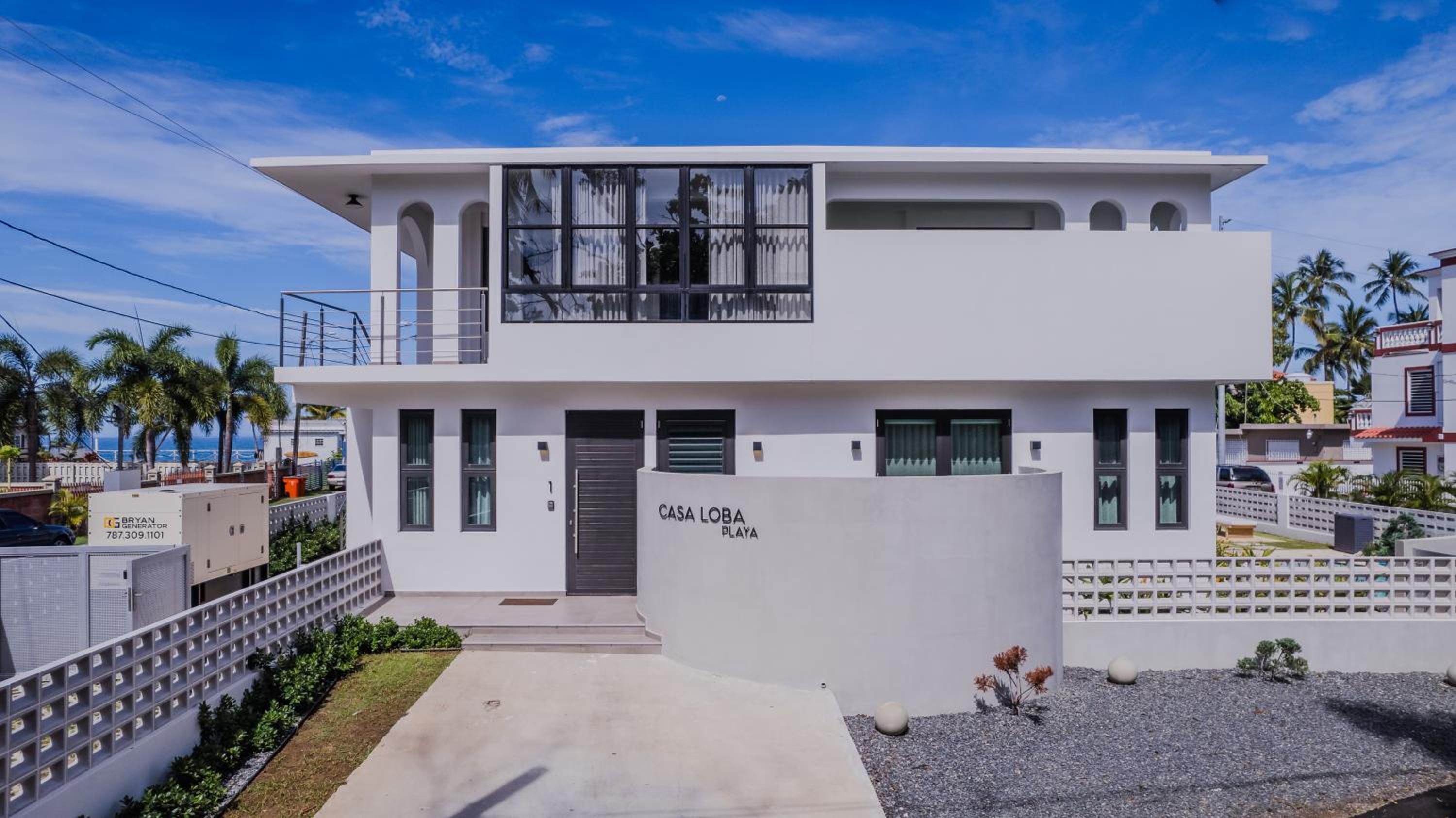 Casa Loba Luxe Apartment with pool and ocean views view 5