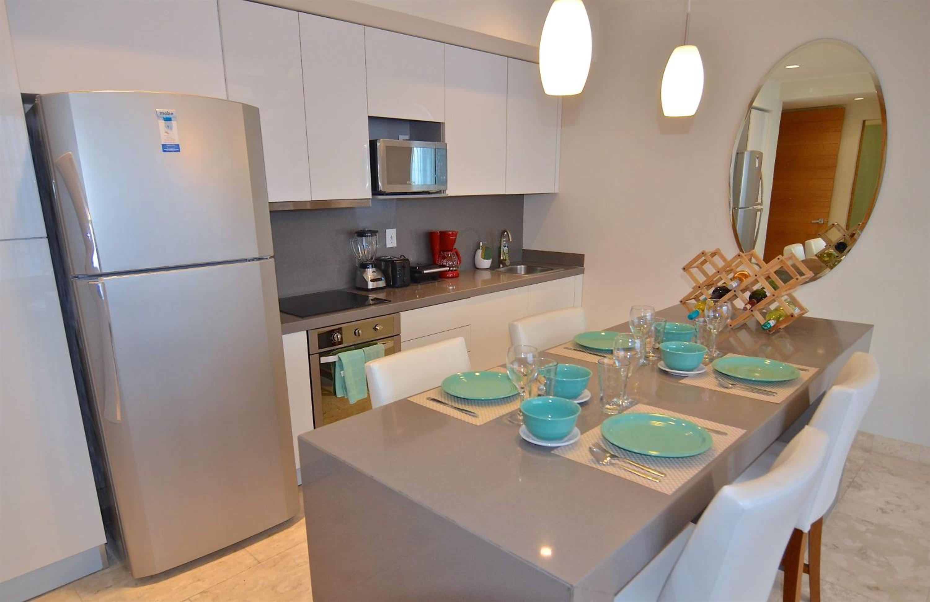 Anah Playa Luxury Penthouses and Apartments view 3