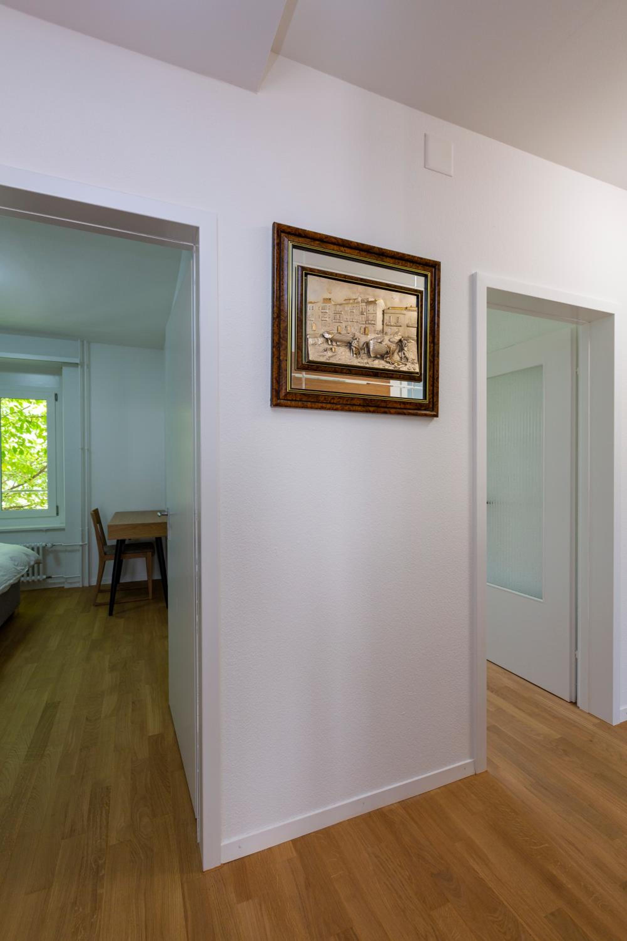 KAYA Zurich Apartment 2A - Downtown 2BR Apt with Balcony