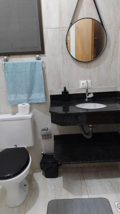 Casa Itanhaém em Condomínio pé na Areia