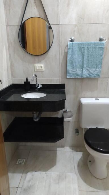 Casa Itanhaém em Condomínio pé na Areia