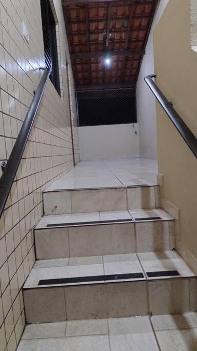 Casa Itanhaém em Condomínio pé na Areia