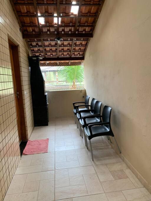 Casa Itanhaém em Condomínio pé na Areia