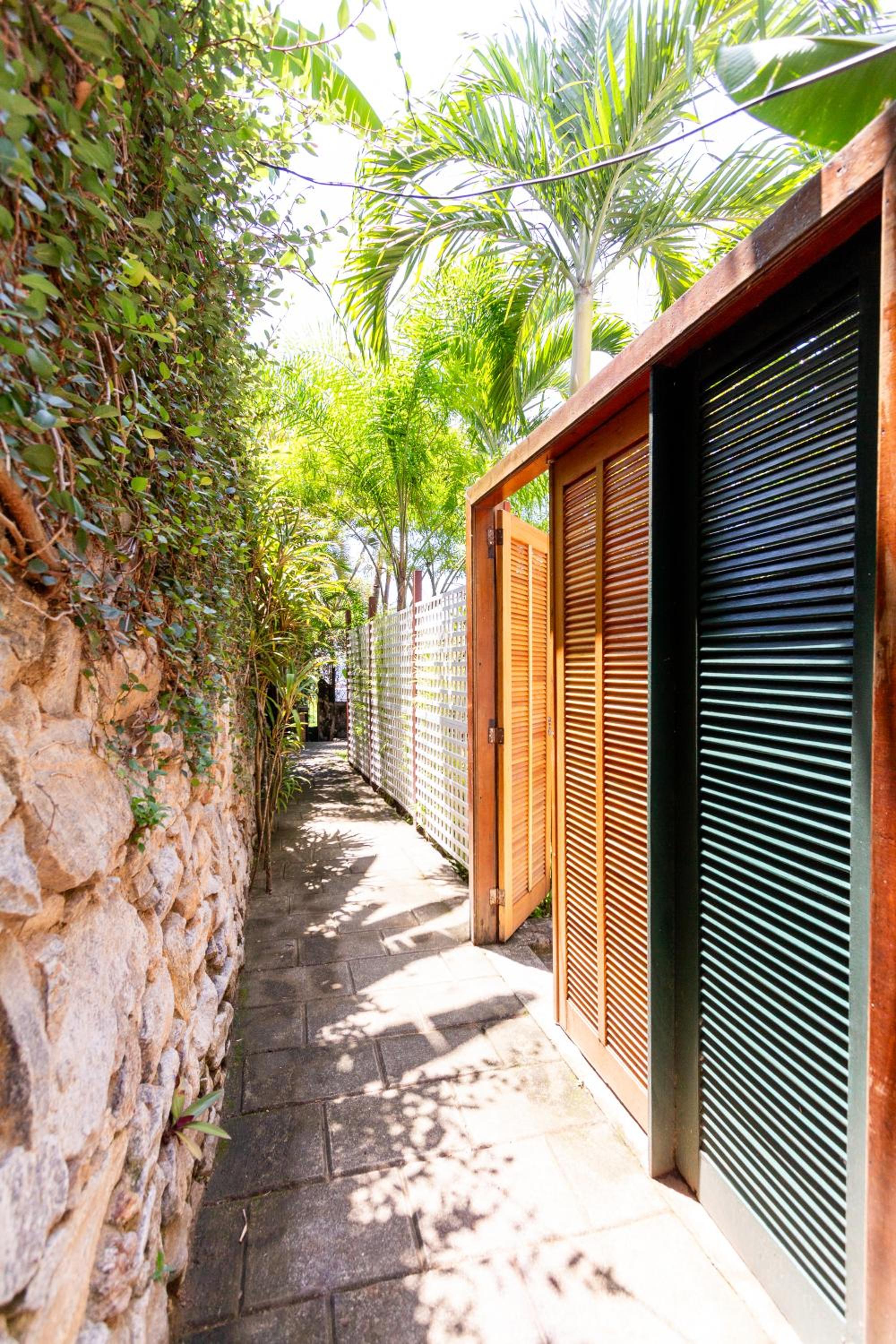 SPECTACULAR Harbourside Villa-POOL-BBQ-6Bedrm