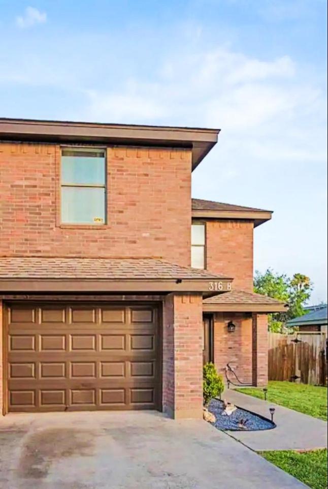 Hotel 8 min to beach Wonderful stay at modern 3BR - Image 1