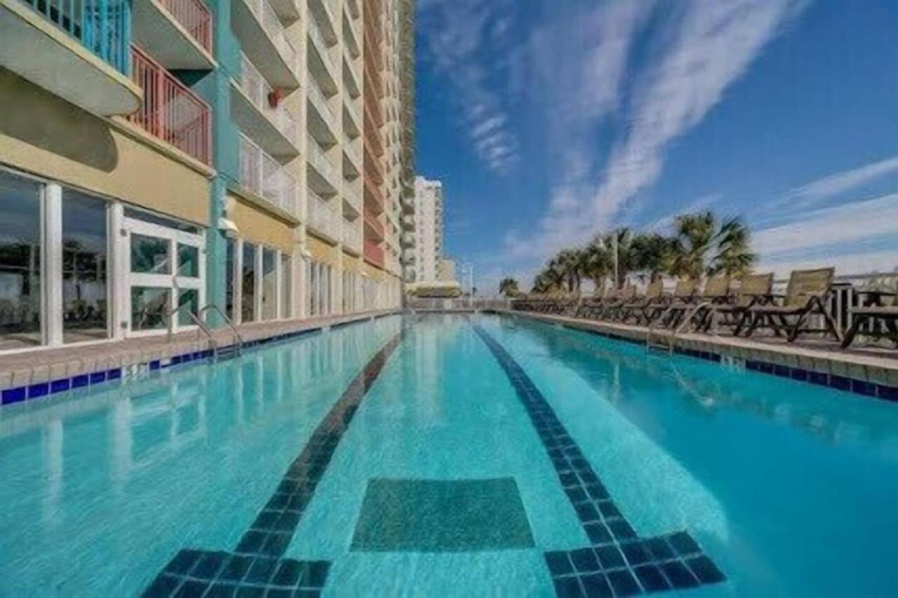 Paradise Resort, Unit 1602, 4 Bedroom, 3 Bath, Direct Oceanfront view 3