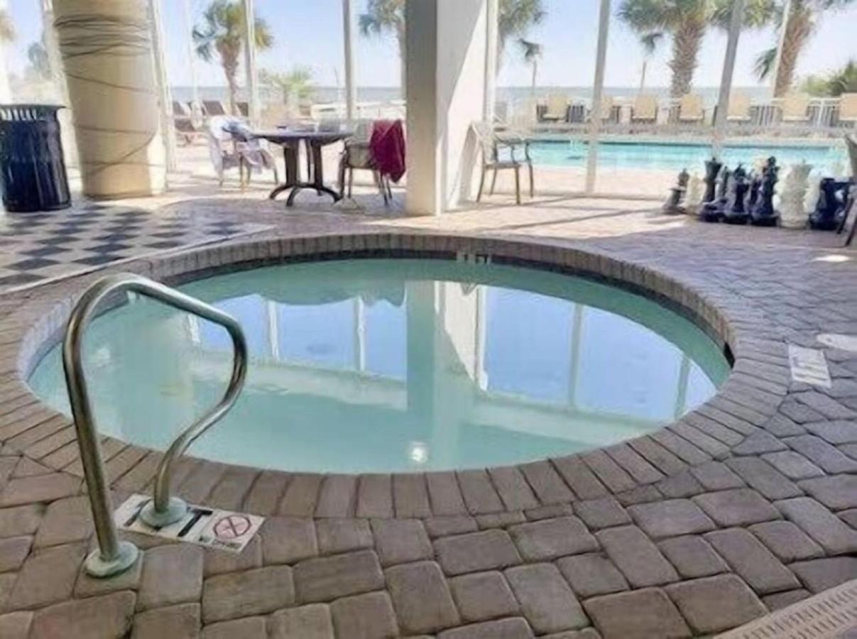 Paradise Resort, Unit 1602, 4 Bedroom, 3 Bath, Direct Oceanfront view 5