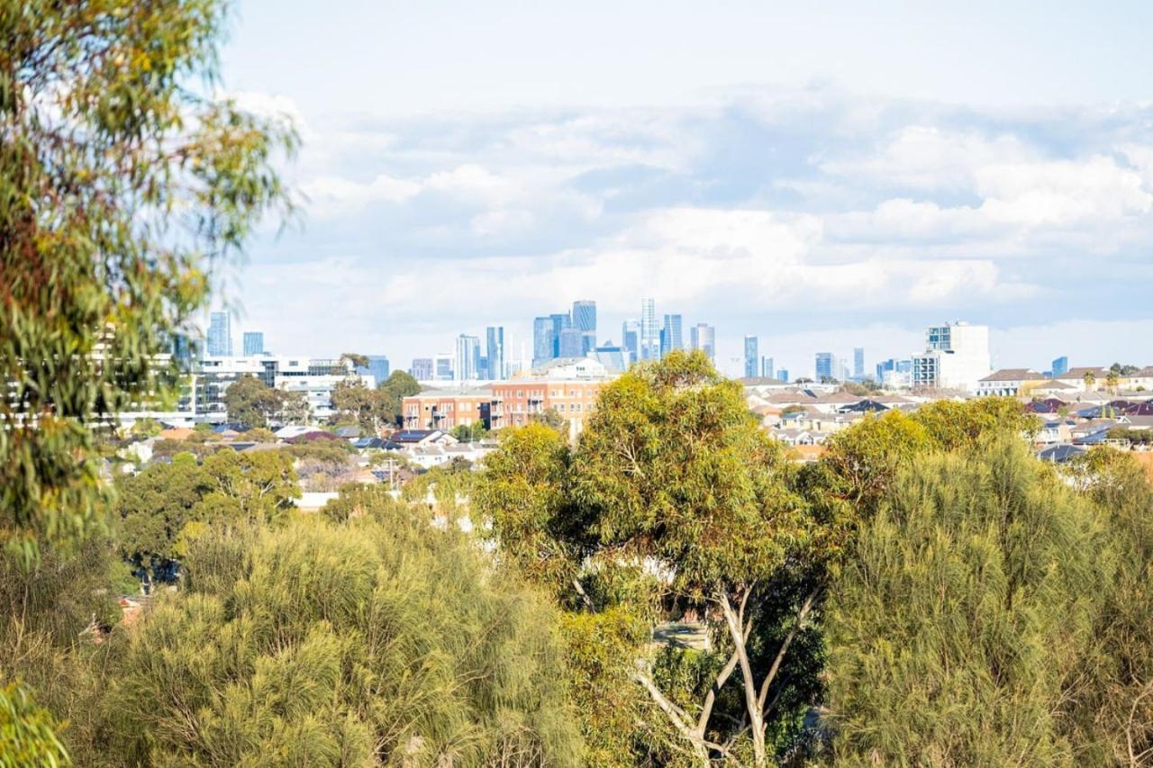 Stunning Vista with City Skyline and River Views