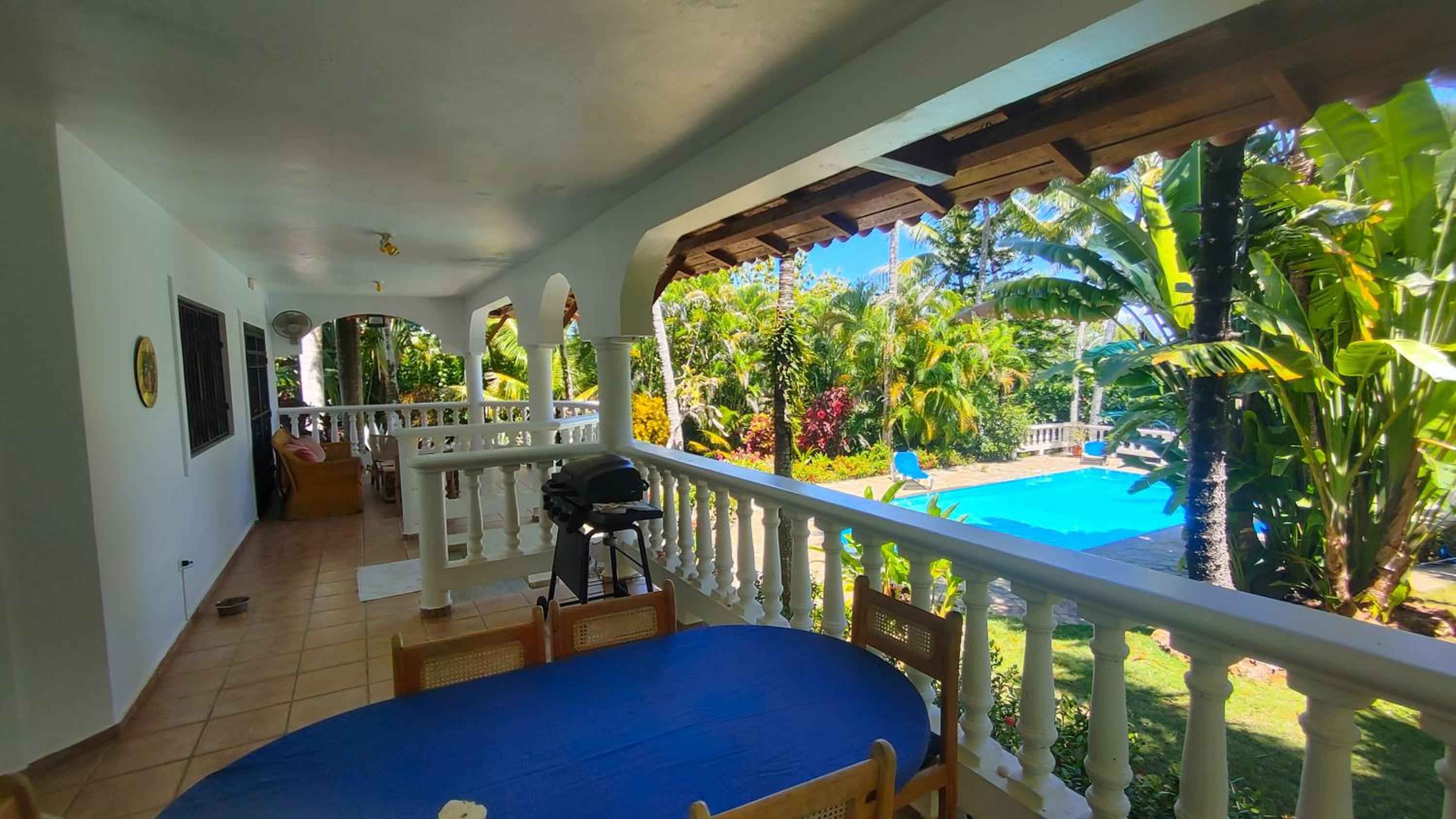 Mountain Breezes and Ocean View