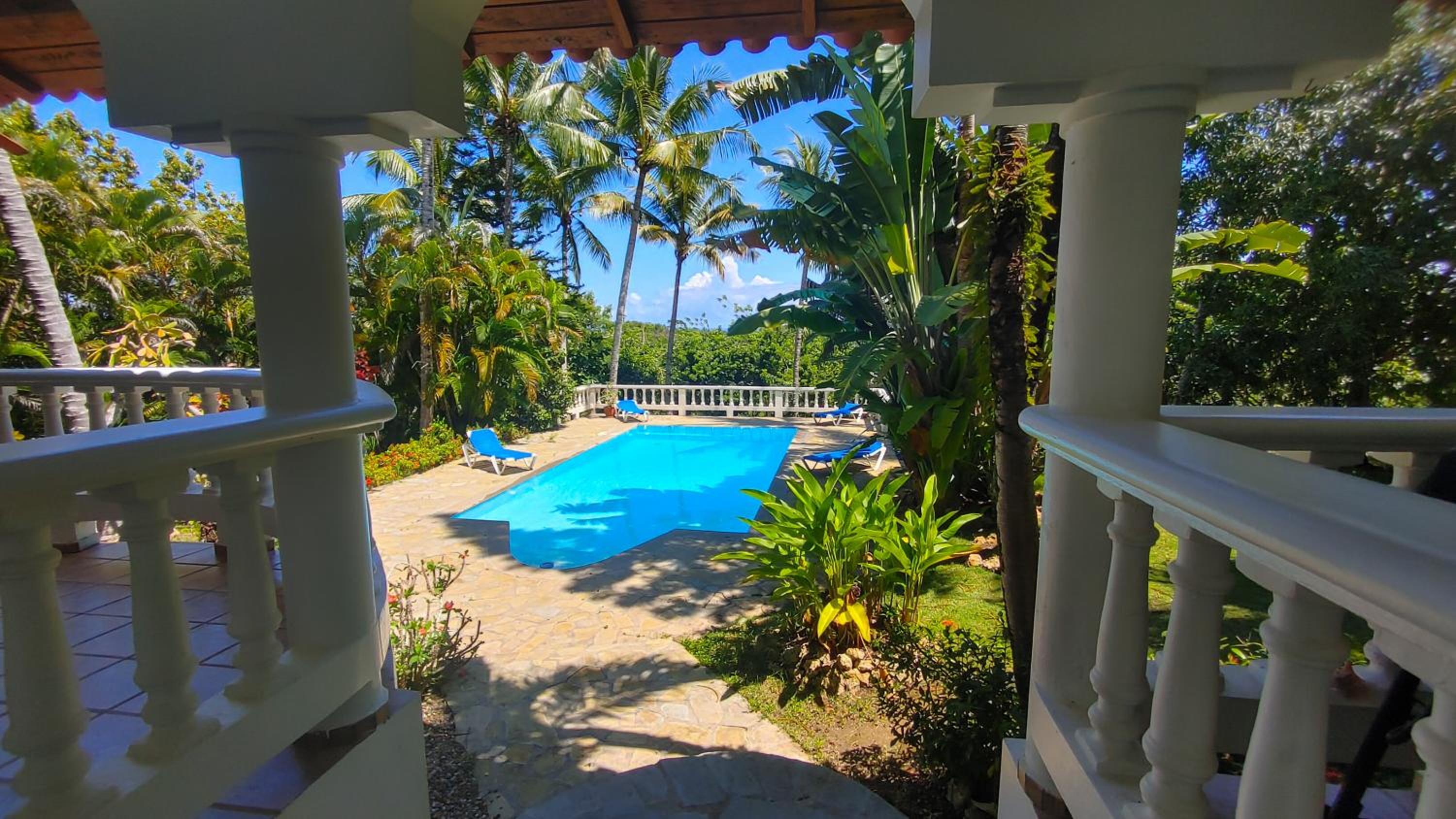 Mountain Breezes and Ocean View