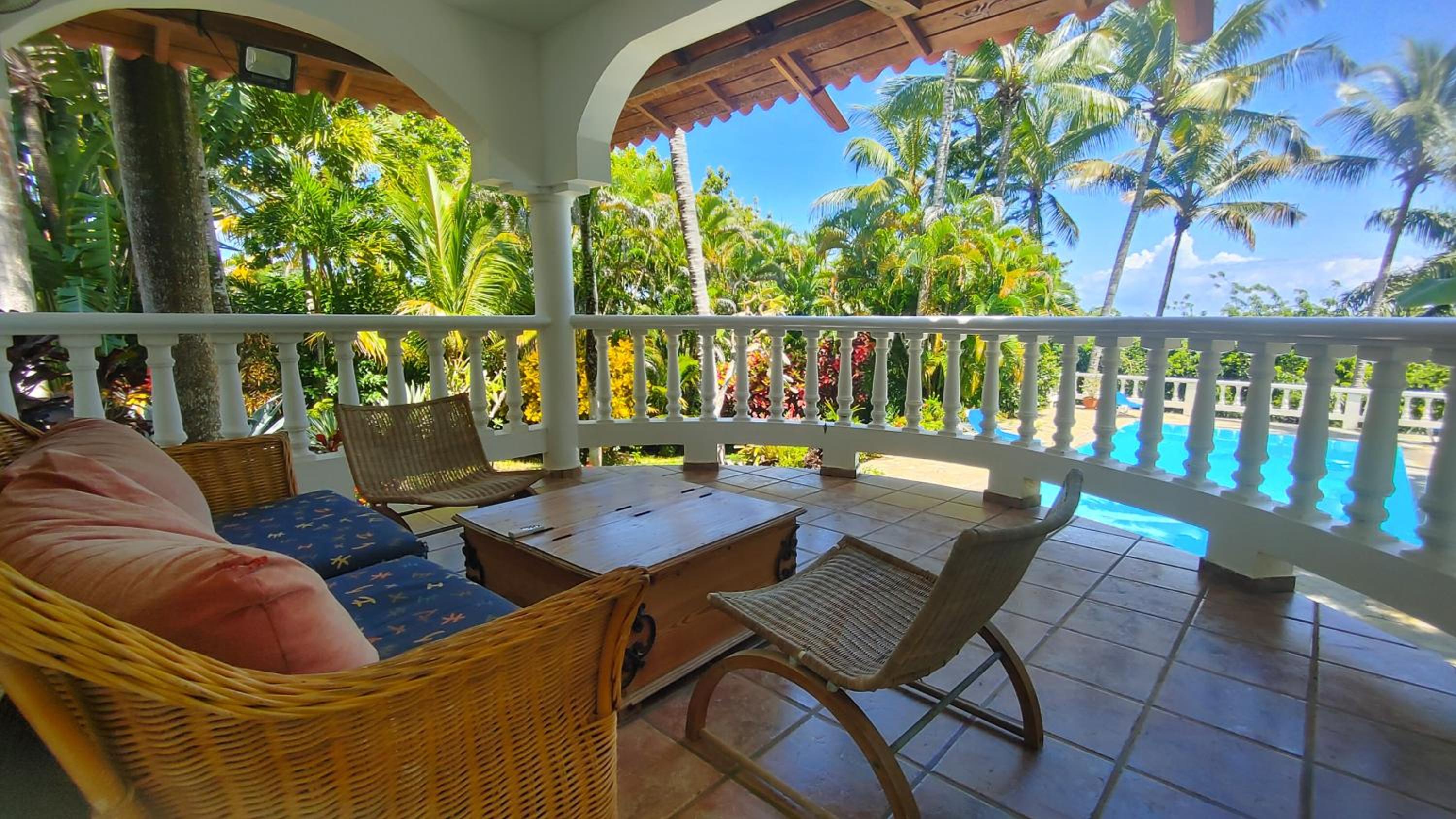 Mountain Breezes and Ocean View