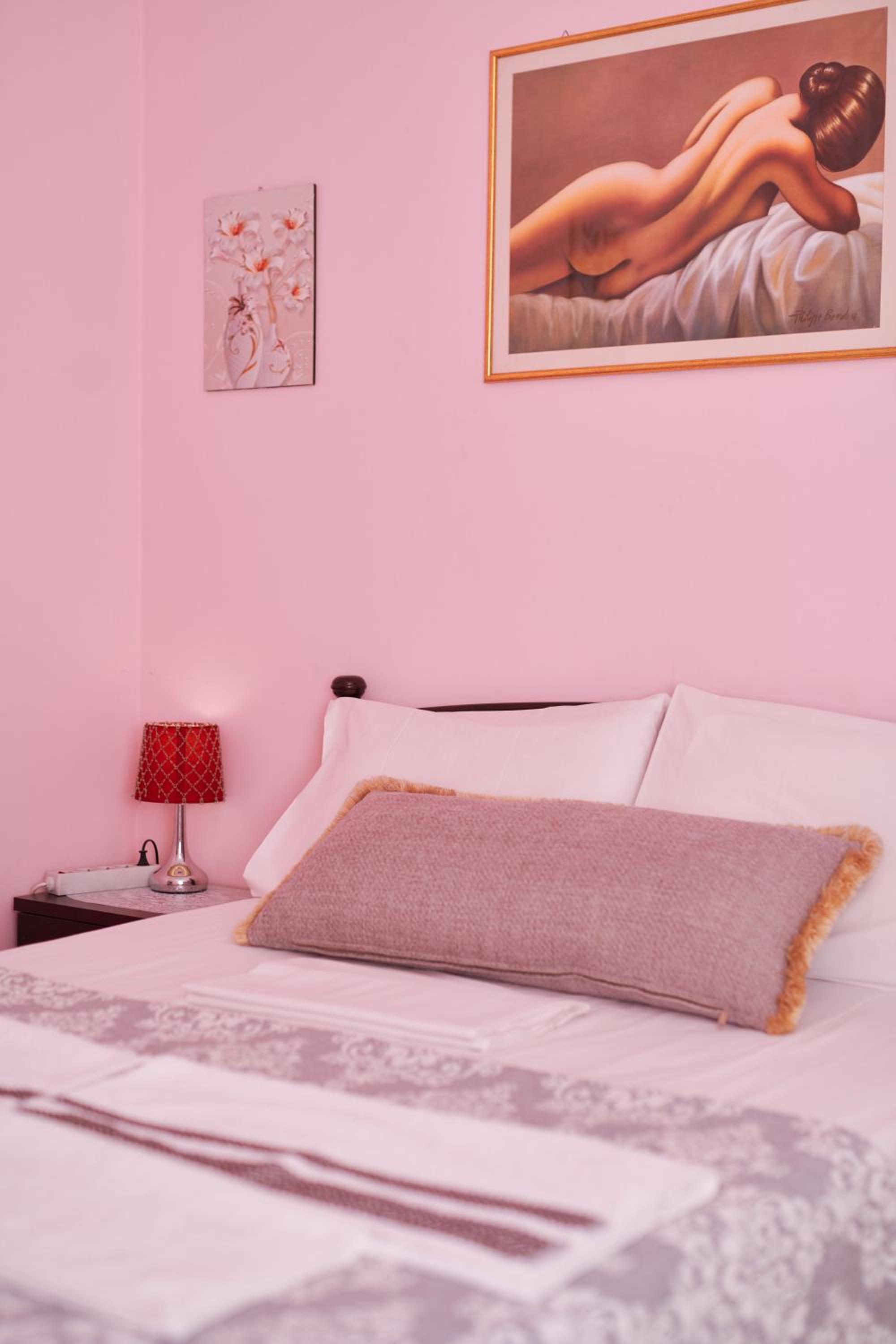 Marina's Luxurious Apartment in Athens, Centre
