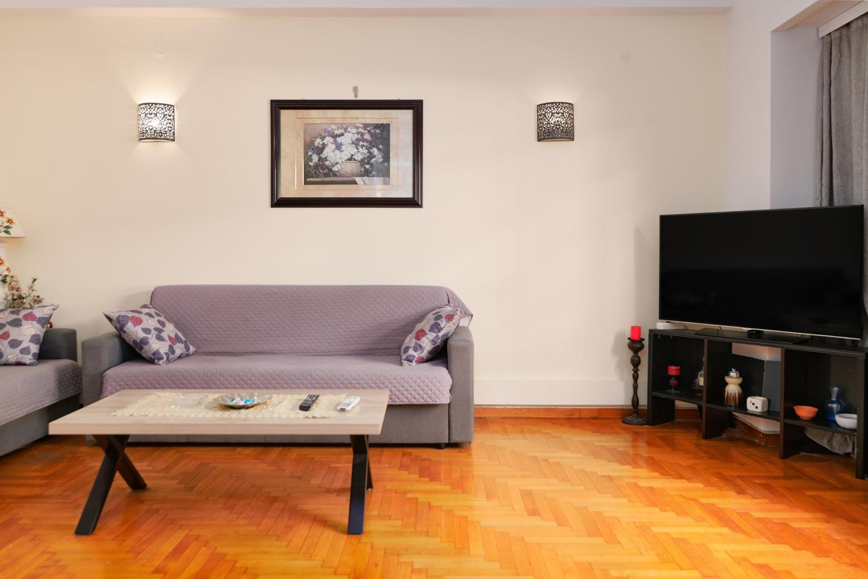 Marina's Luxurious Apartment in Athens, Centre