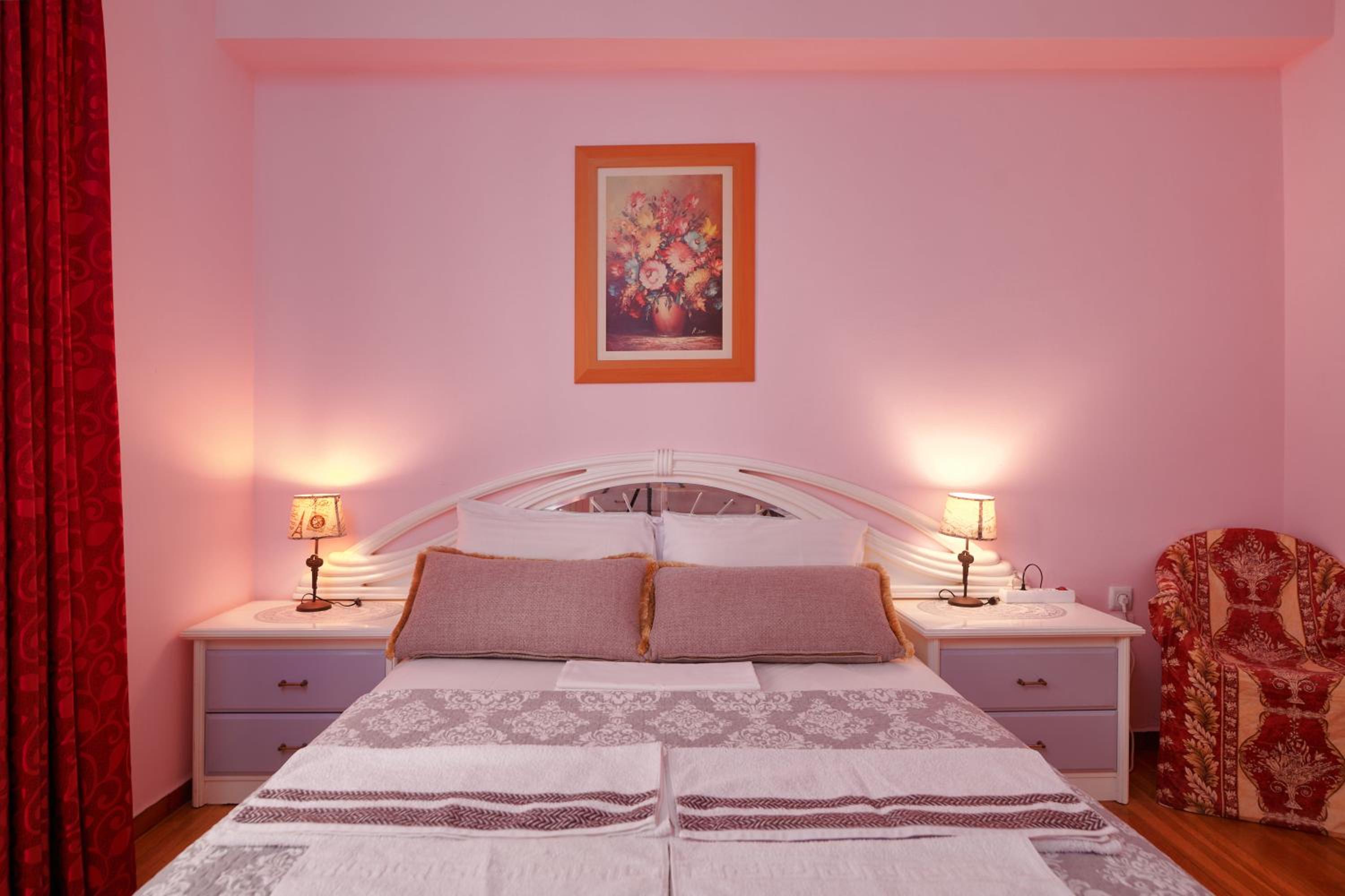 Marina's Luxurious Apartment in Athens, Centre