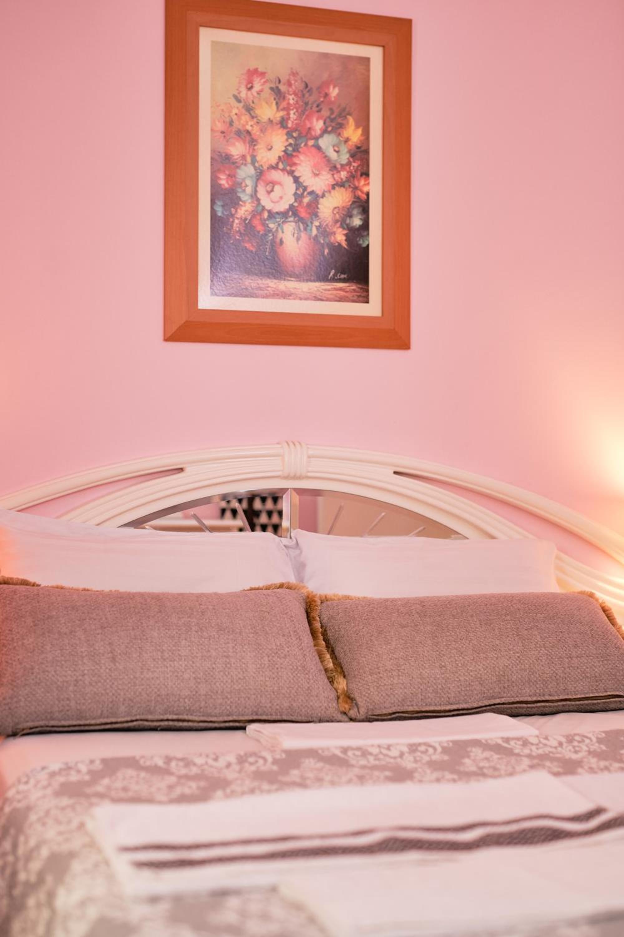 Marina's Luxurious Apartment in Athens, Centre