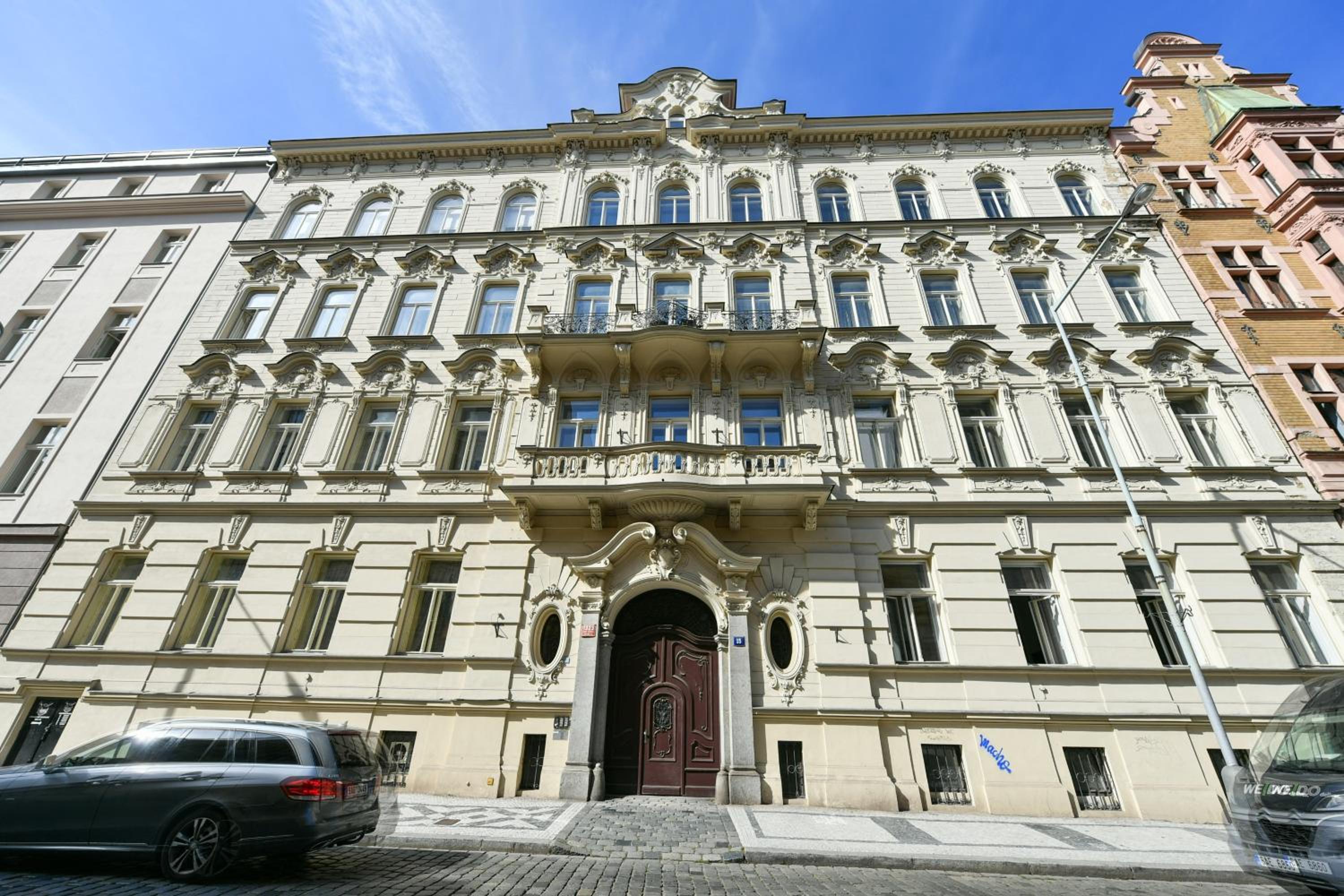PRESIDENTIAL PENTHOUSE, 303m2, JACUZZI on TERRACE, SAUNA, 6BDRM, 4BTHRM, AC, LIFT