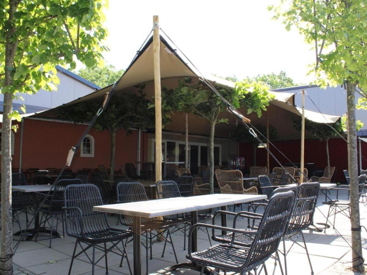 Vakantiehuis met vijverzicht