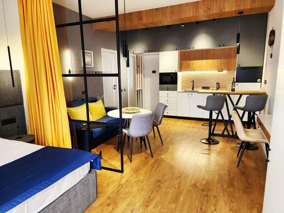 Luxury apartment in Tbilisi view 4