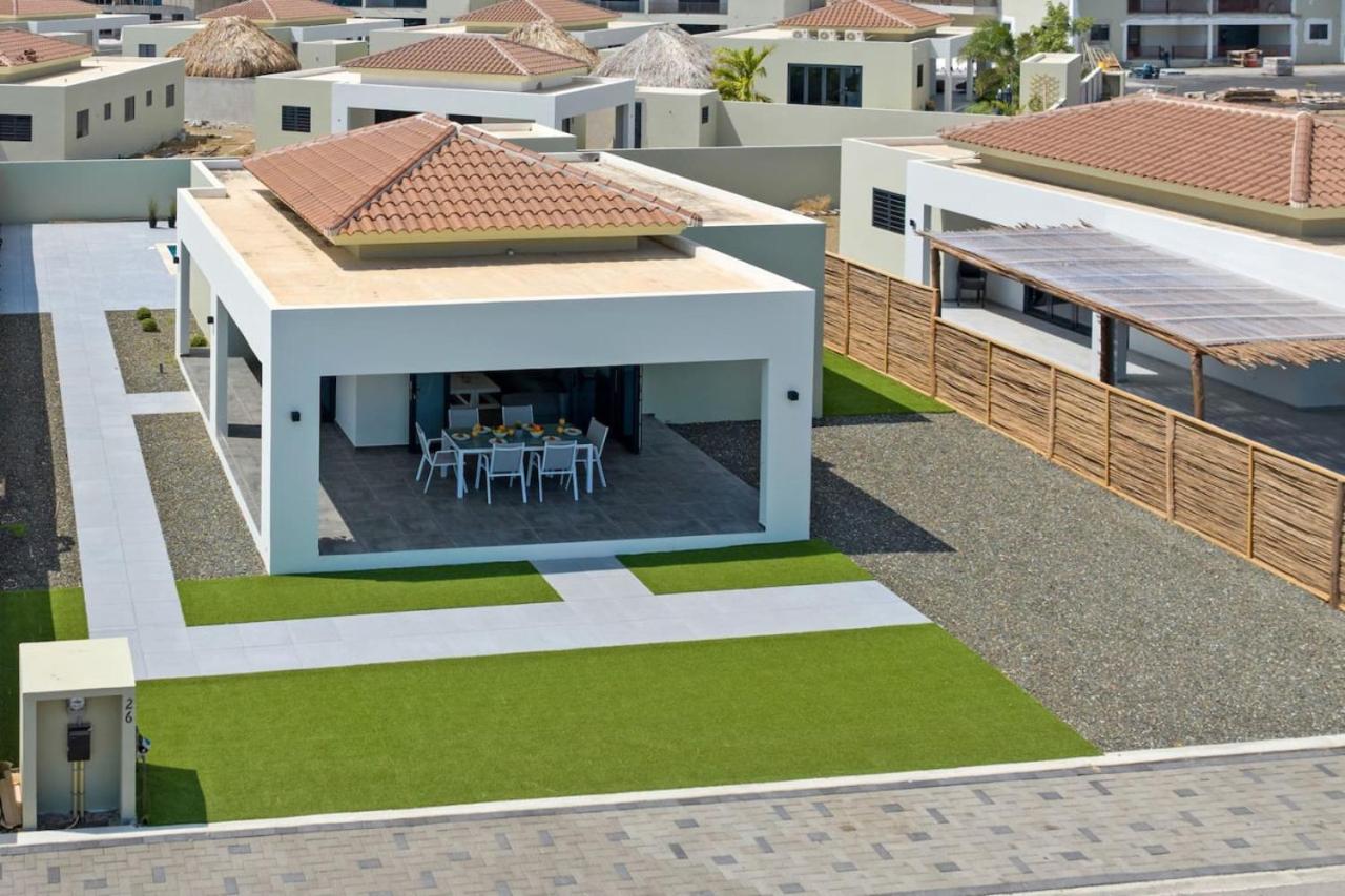 Villa met zwembad op loopafstand van het strand.