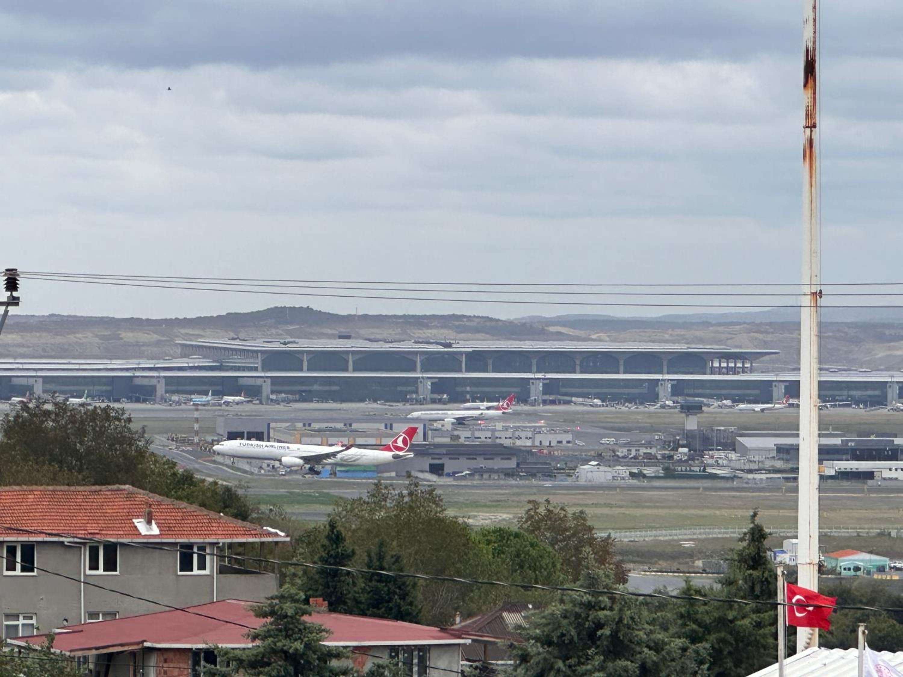 ALTAY Airport SUİT - Two-Bedroom Apartment - foto 5