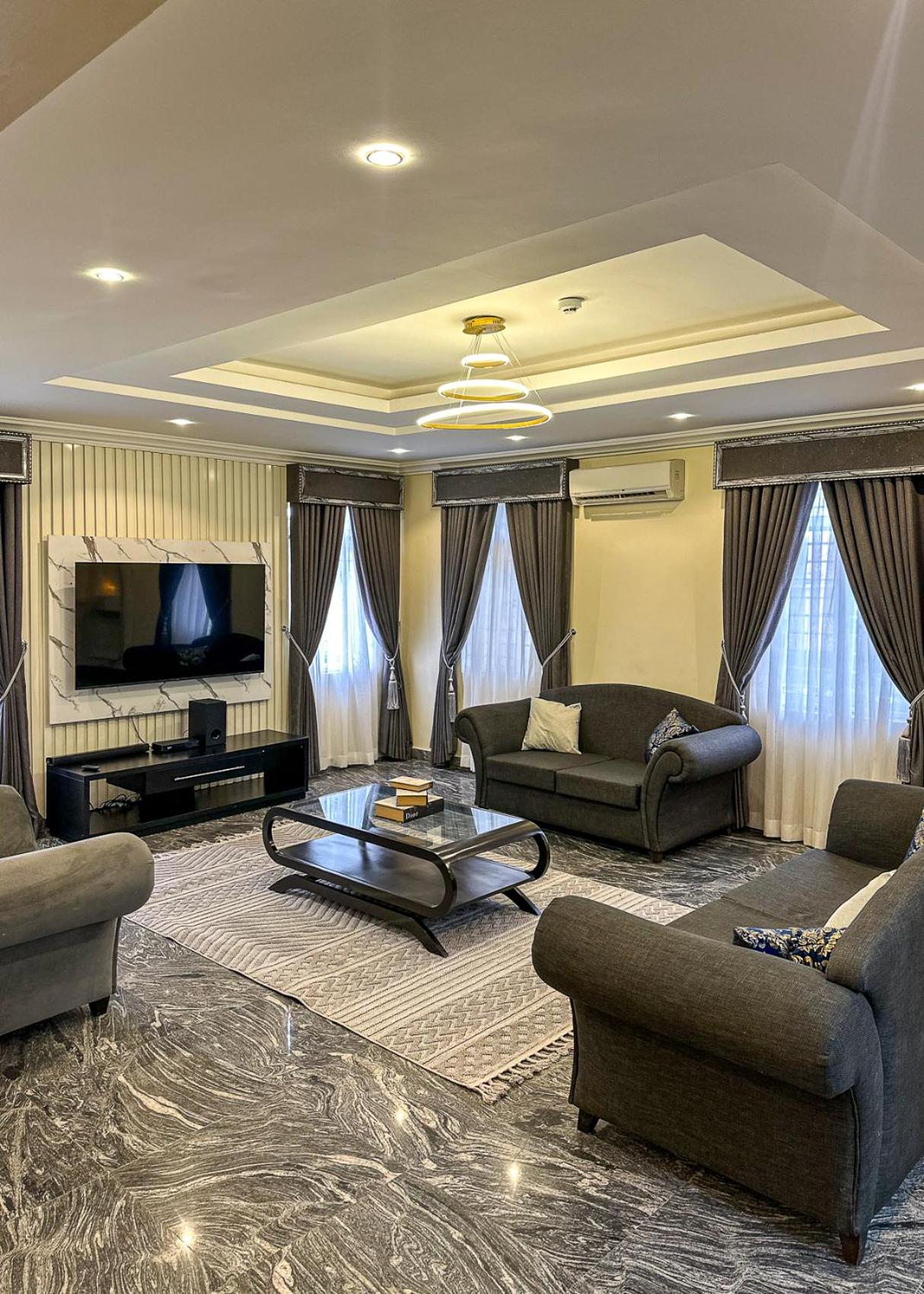 Meadowbrook Homes