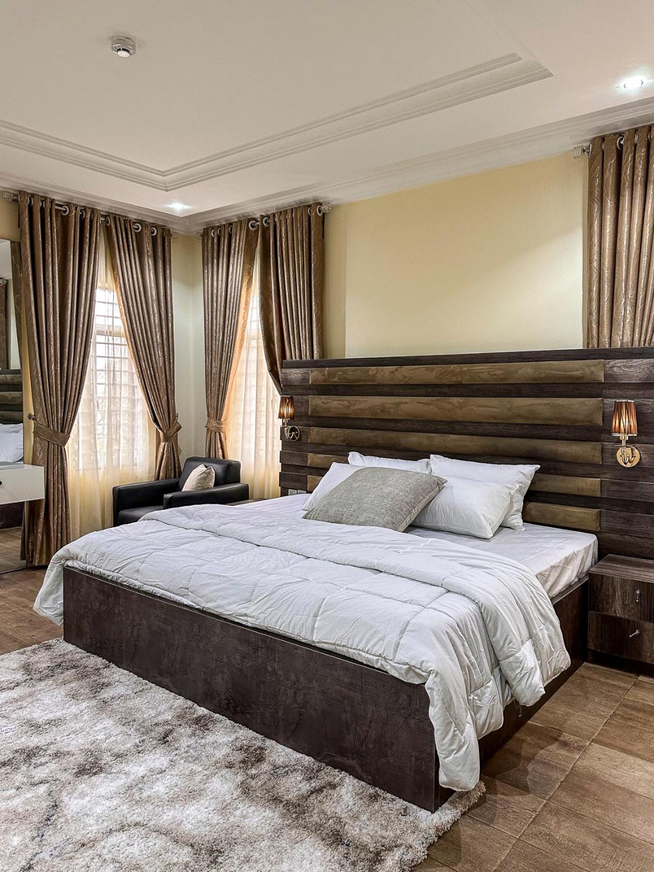 Meadowbrook Homes