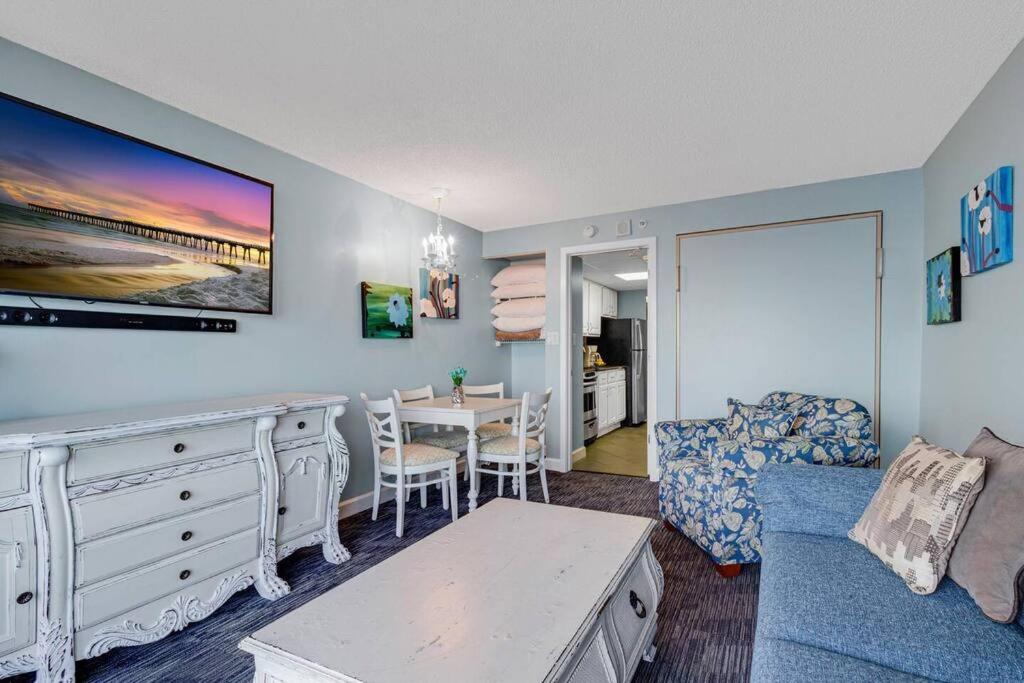 Oceanfront Paradise! Luxuriously Furnished Suite! B 630 view 5