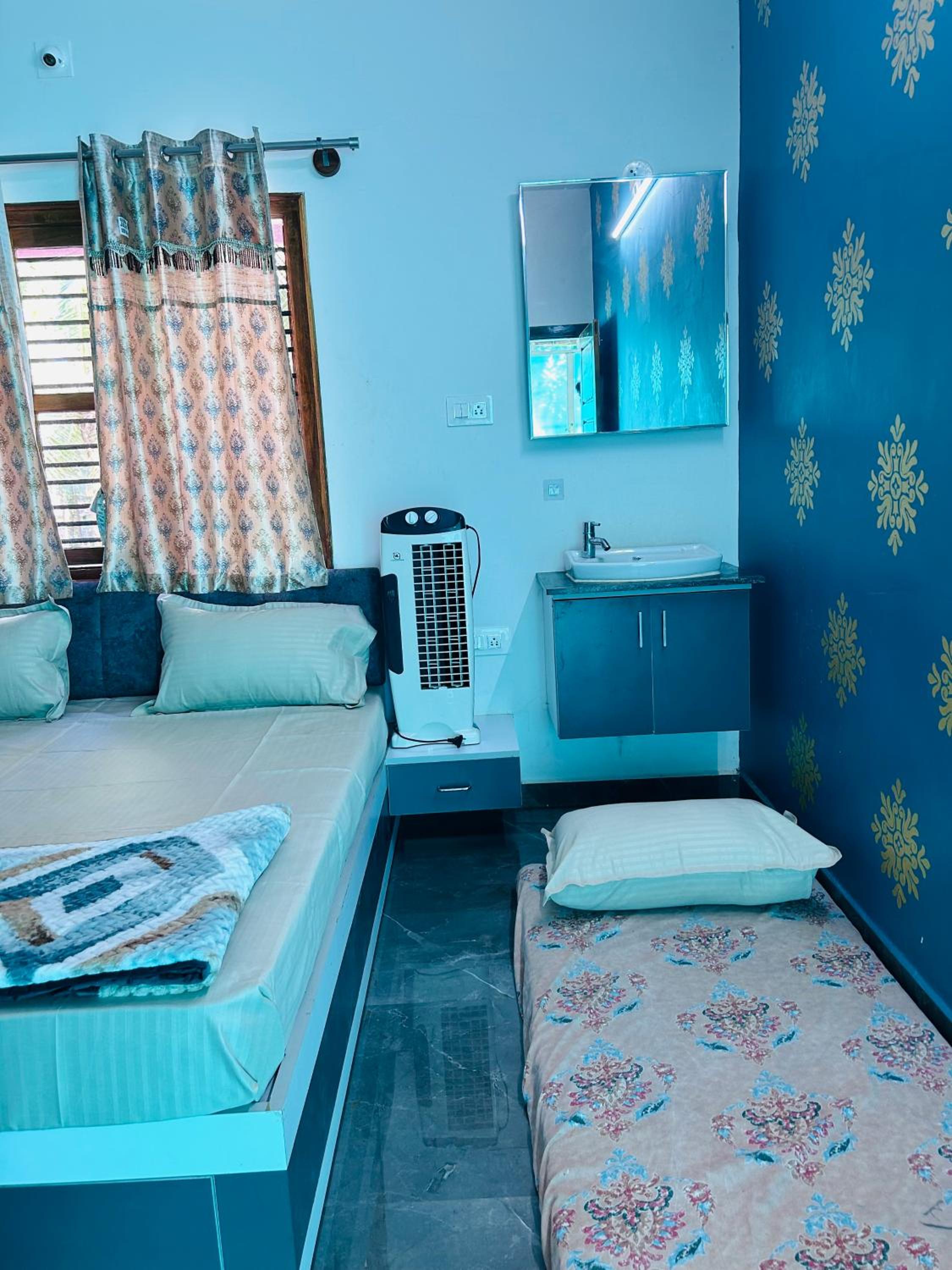 Anjanadri Island Stay