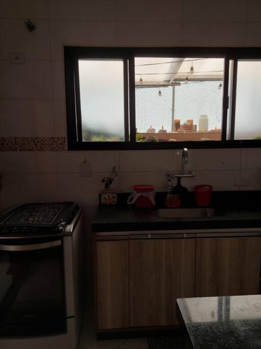 Vila agradável! Casa toda! Perfeito para famílias