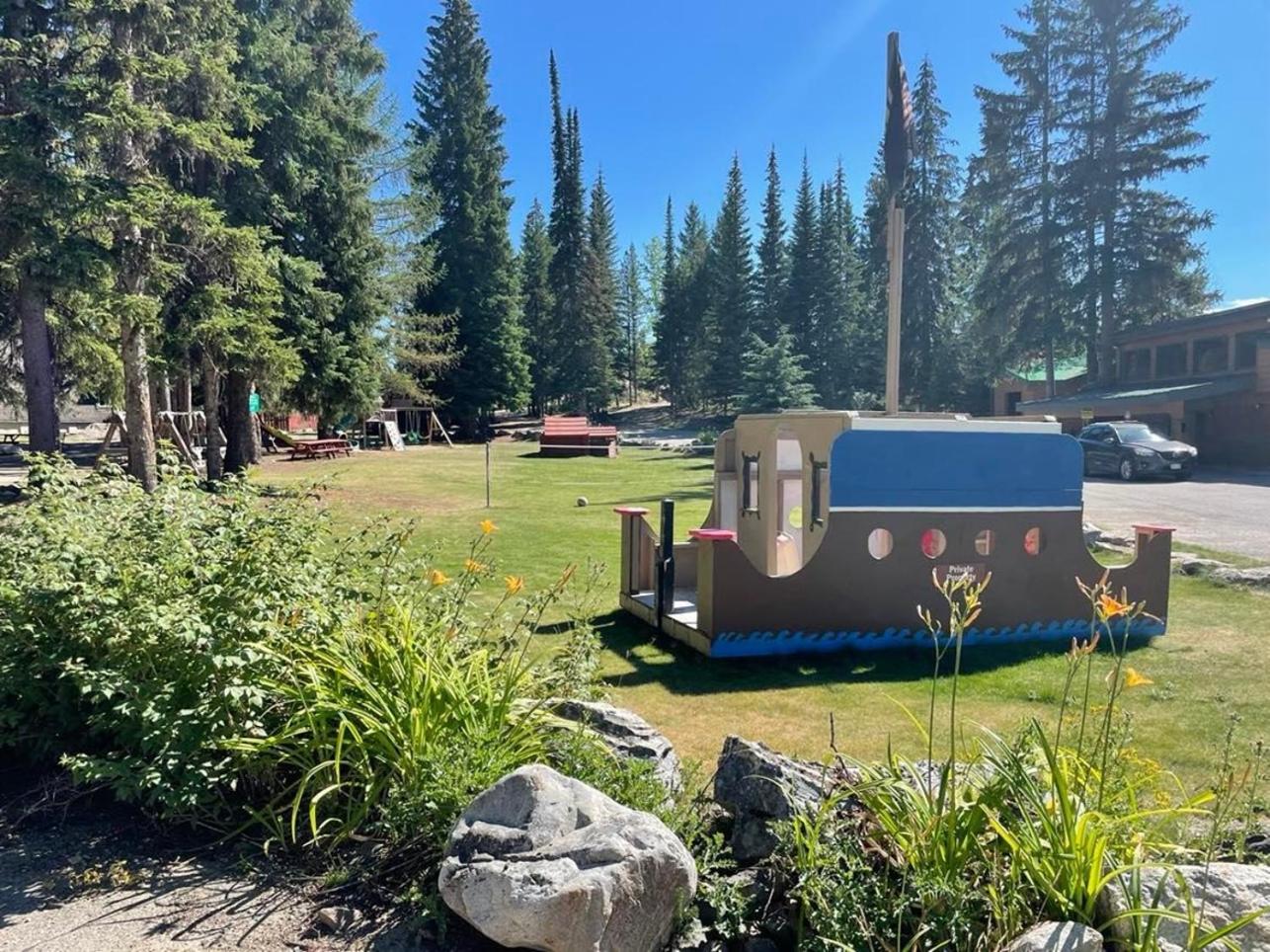 Idabel Lake Getaway near Kelowna & Big White