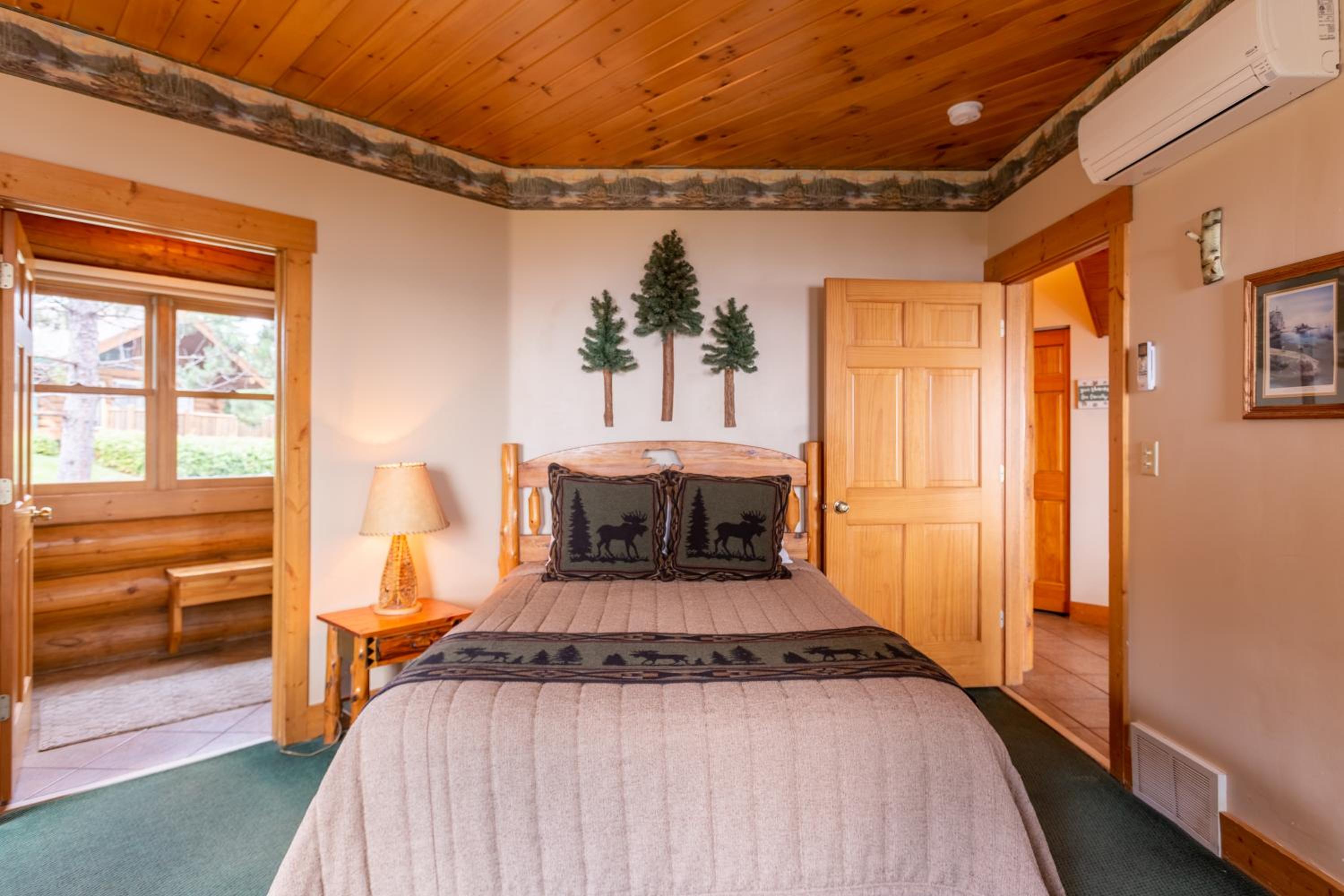 Grand Superior Lodge