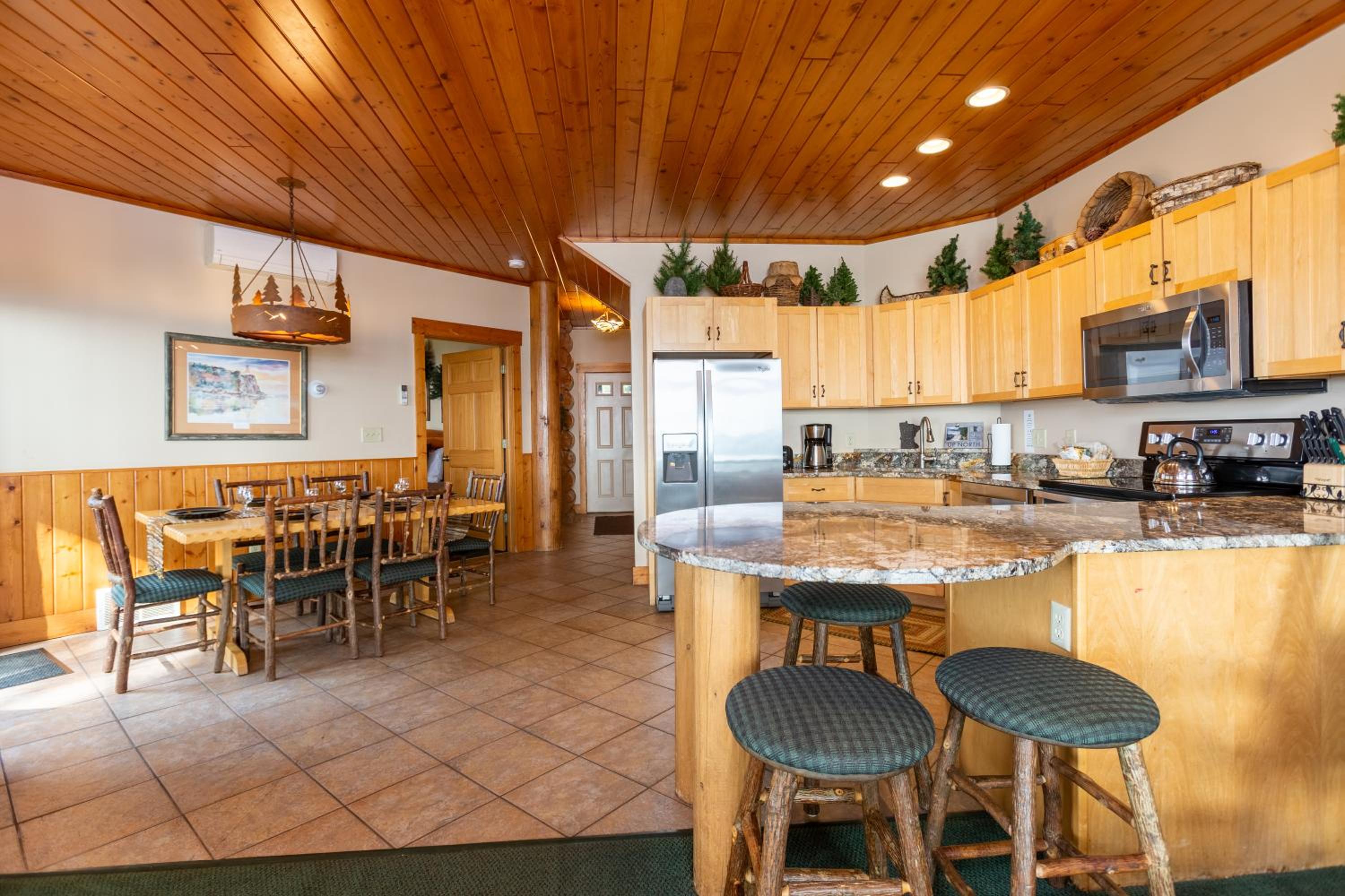 Grand Superior Lodge